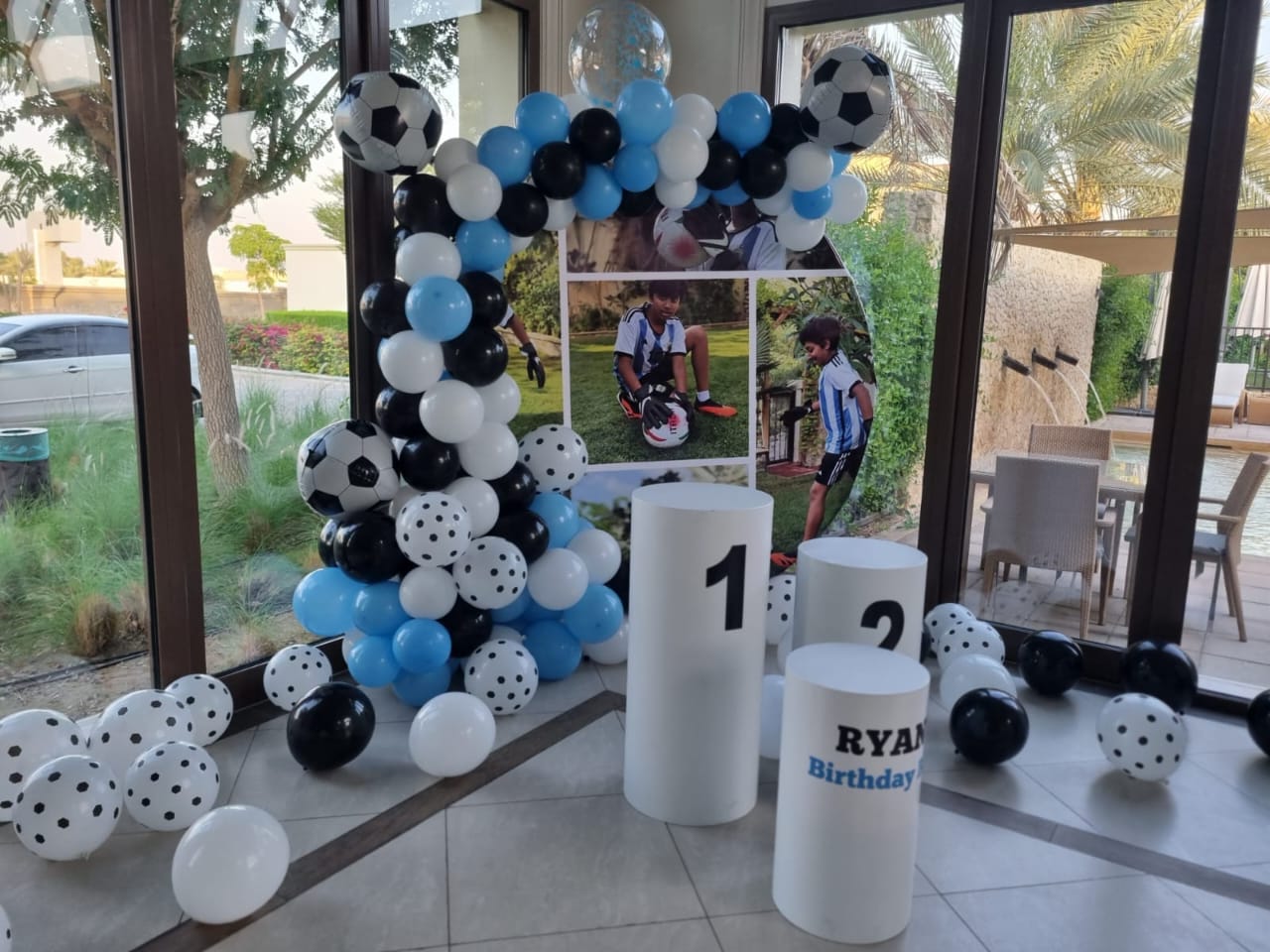 Soccer-themed Balloon Decoration 