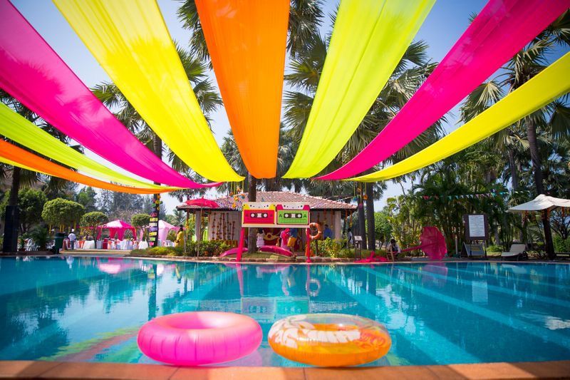 Pool Party Balloon Decoration