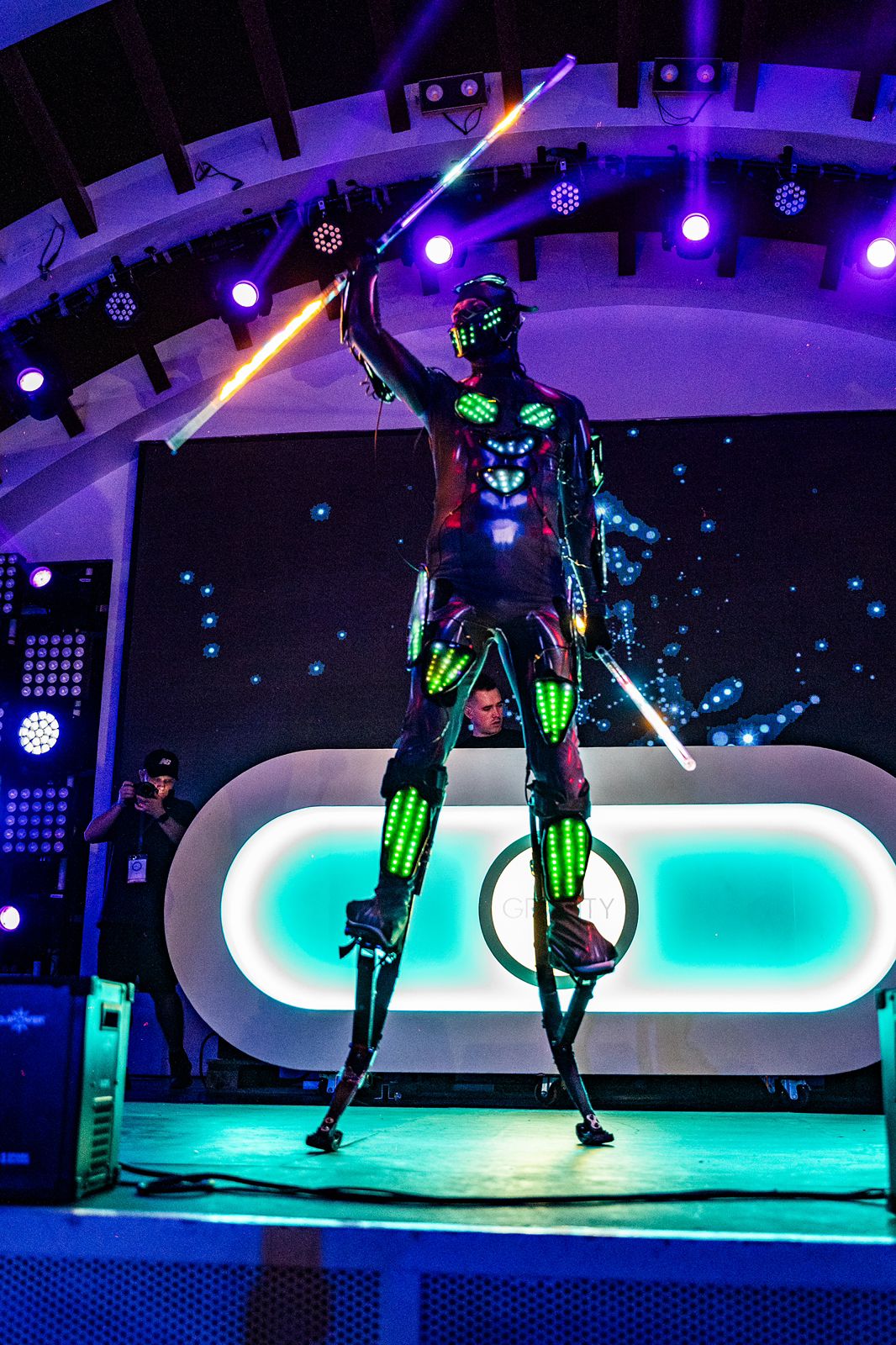 LED SHOW