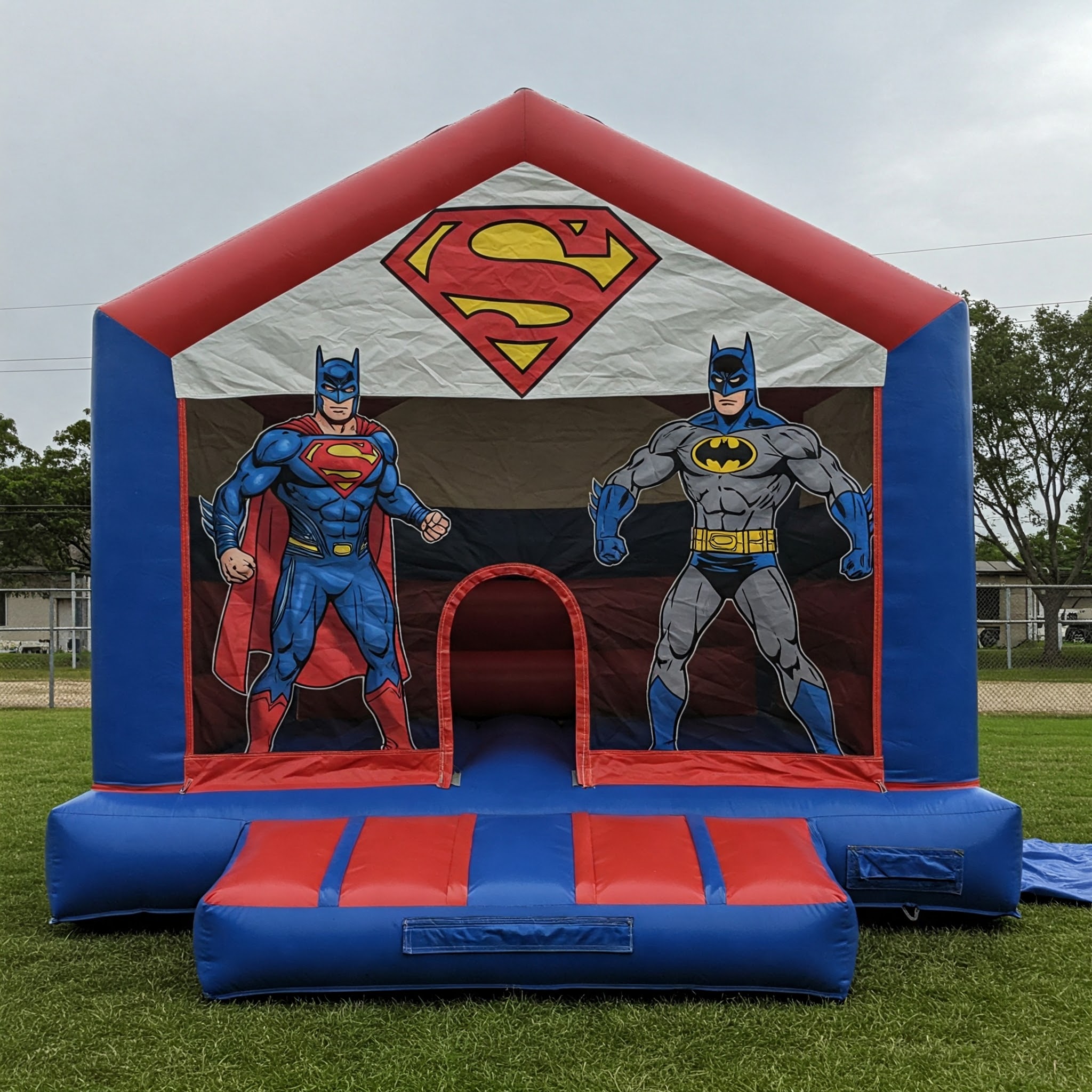 Super Man vs Batman bouncy castle