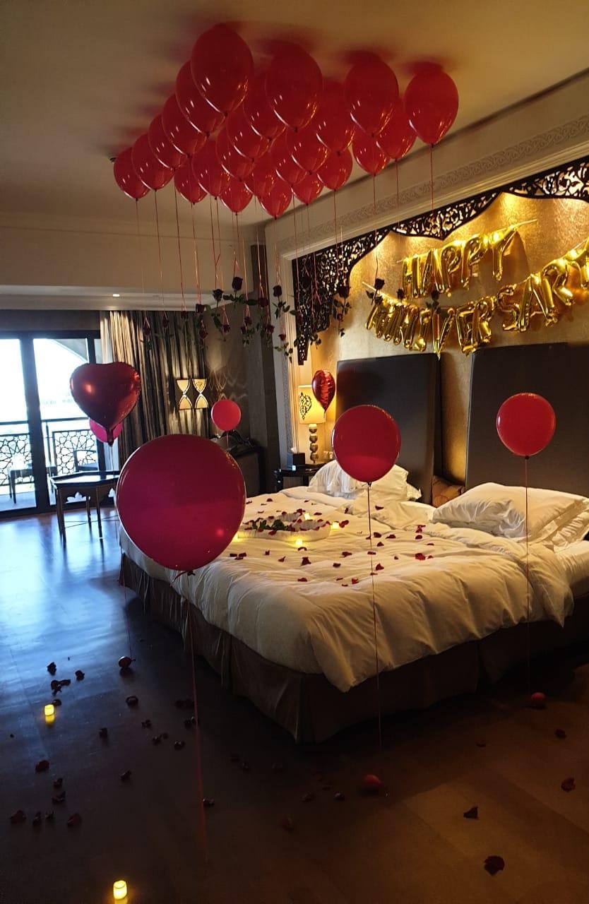 Anniversary Decoration