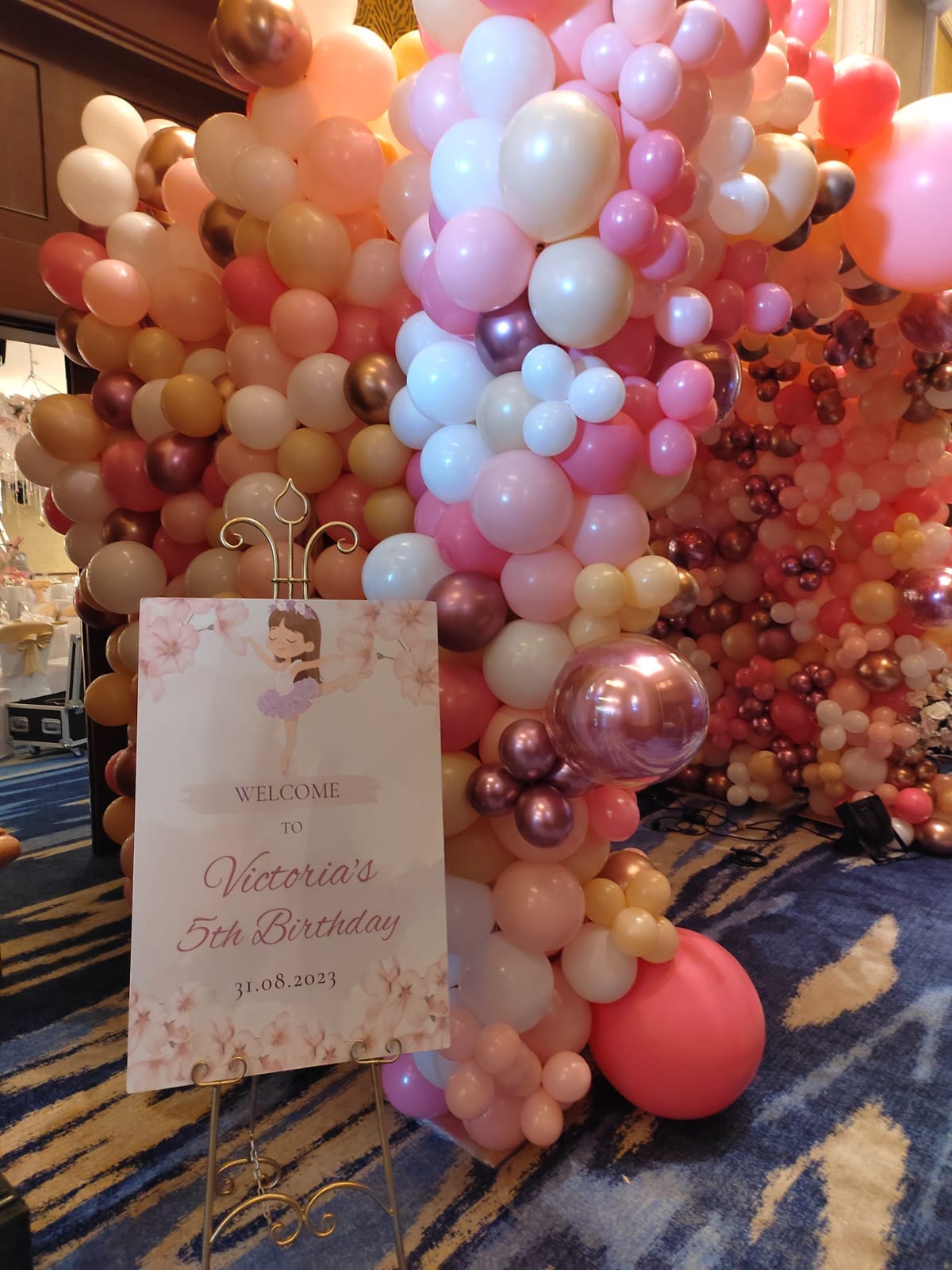 UNLIMITED BALLOONS DECORATION