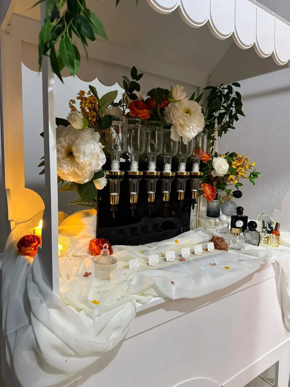 Luxury Perfume Bar