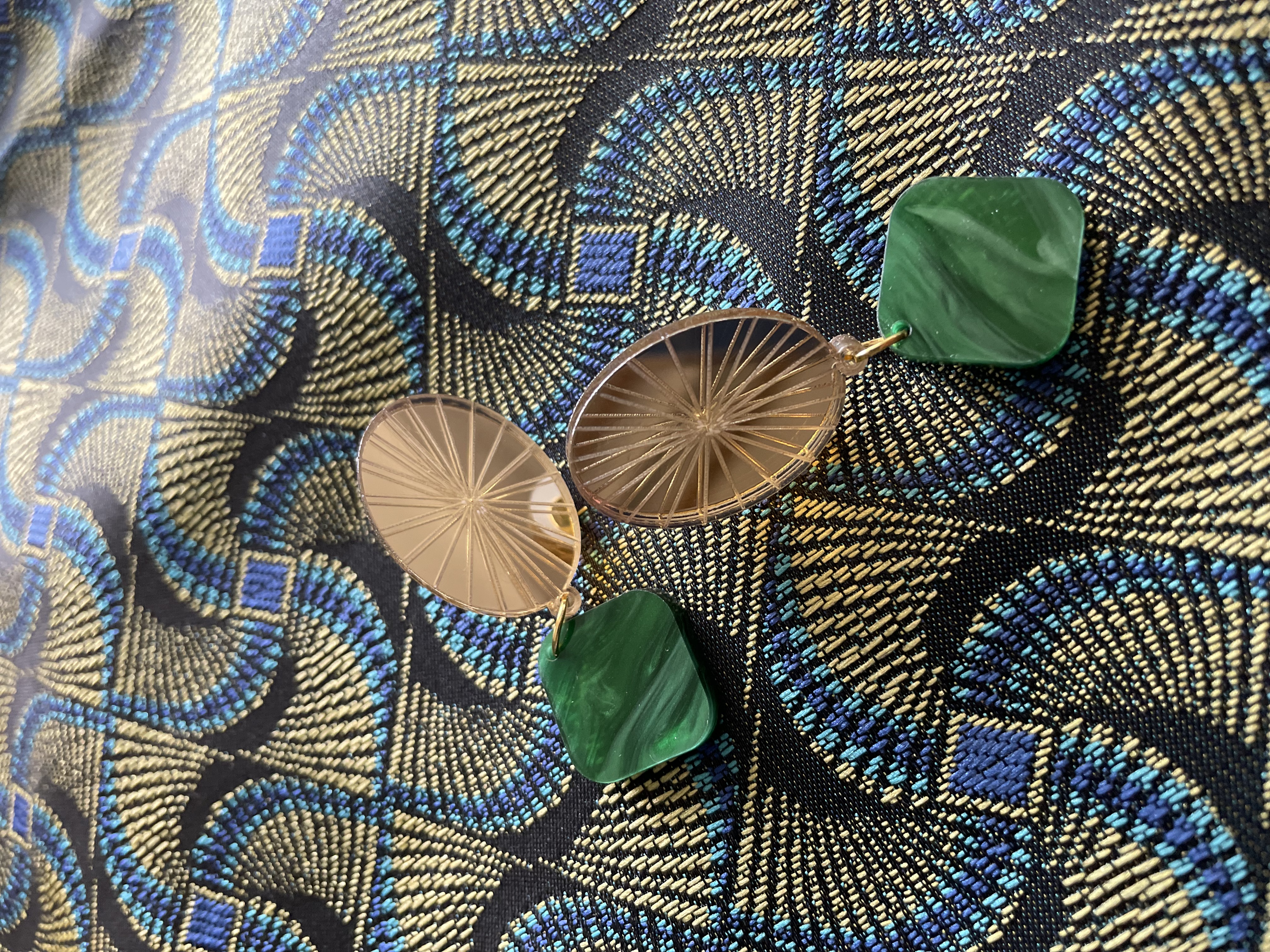 Pendantes art déco or et verte