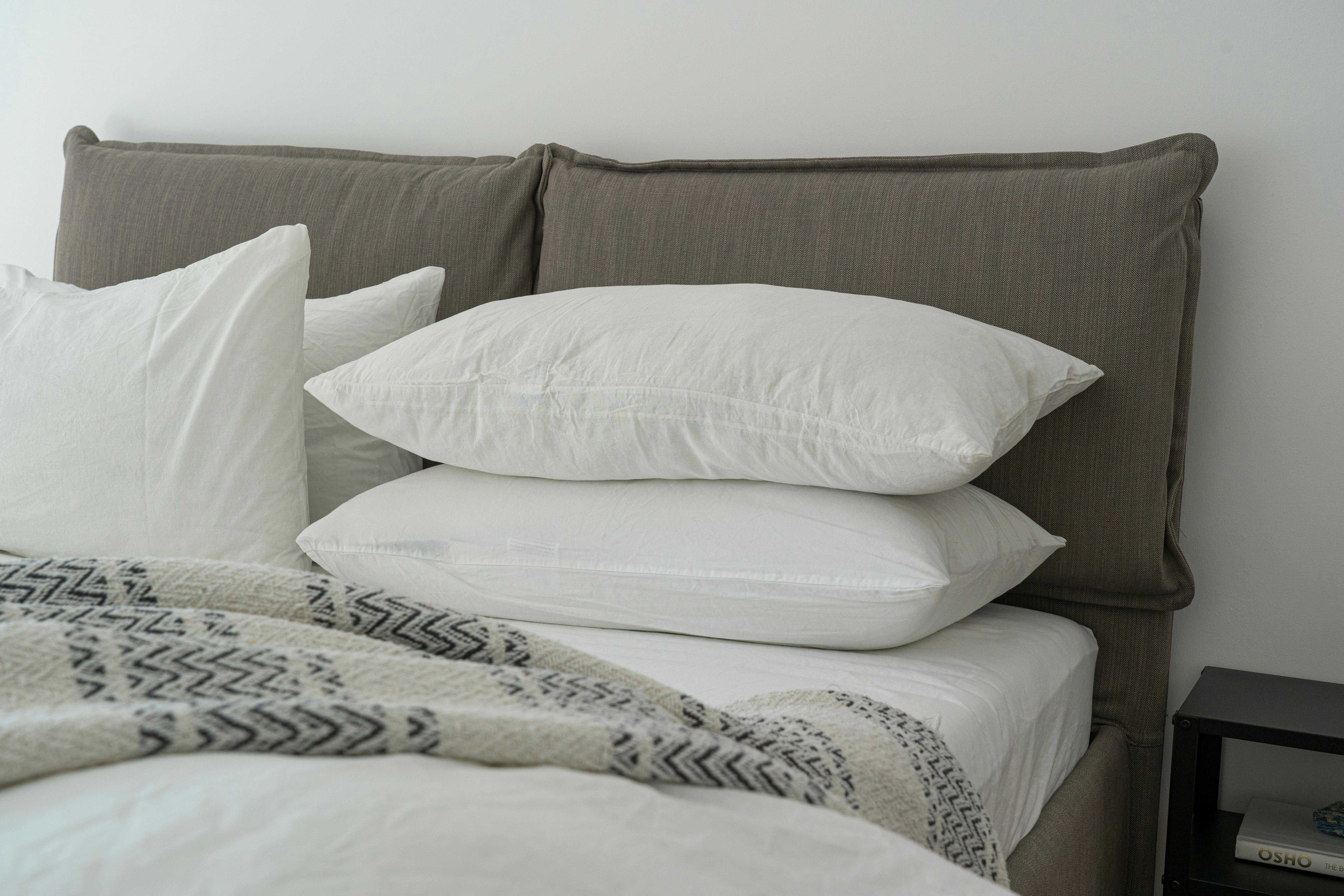White Pillows (700g)
