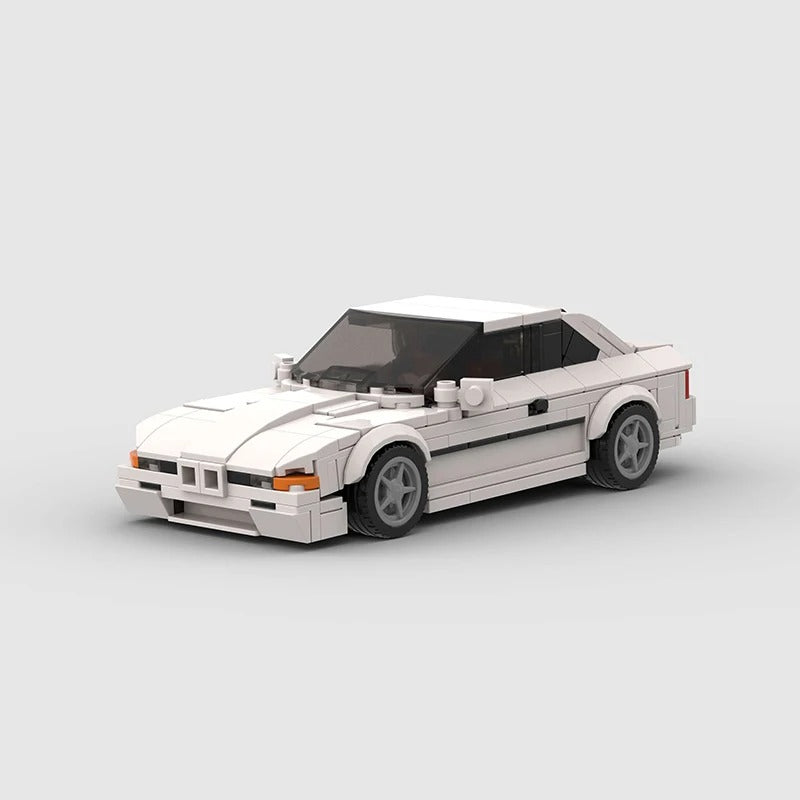 BMW 850CSI Balta