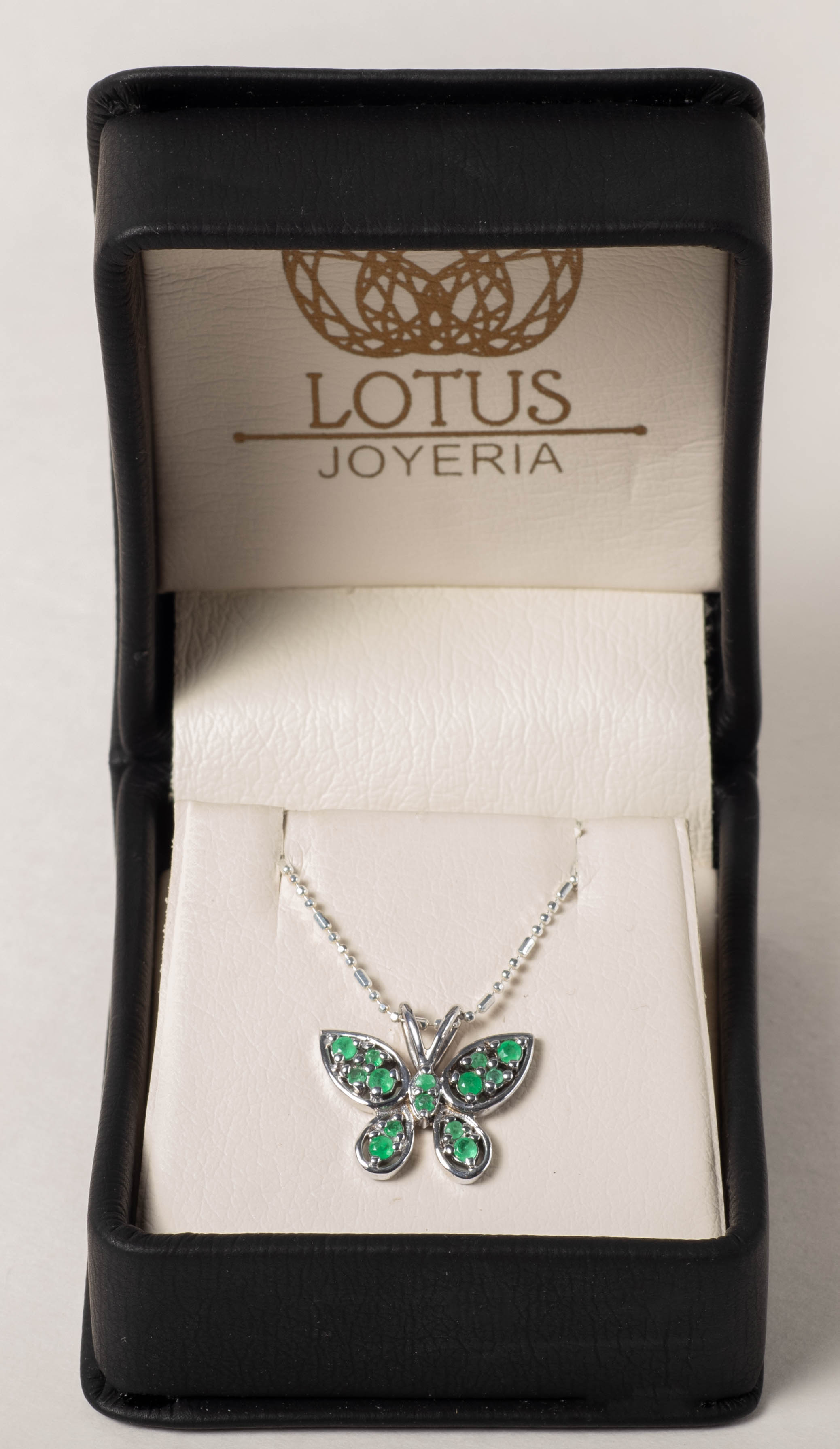 DIJE MARIPOSA ENCANTADA