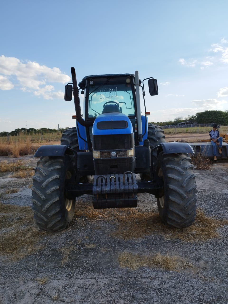 Trator TM 7020
