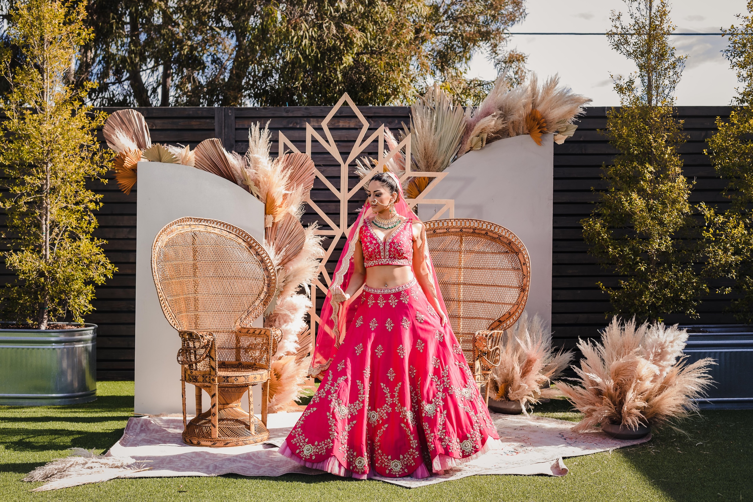 Azalea Lehnga