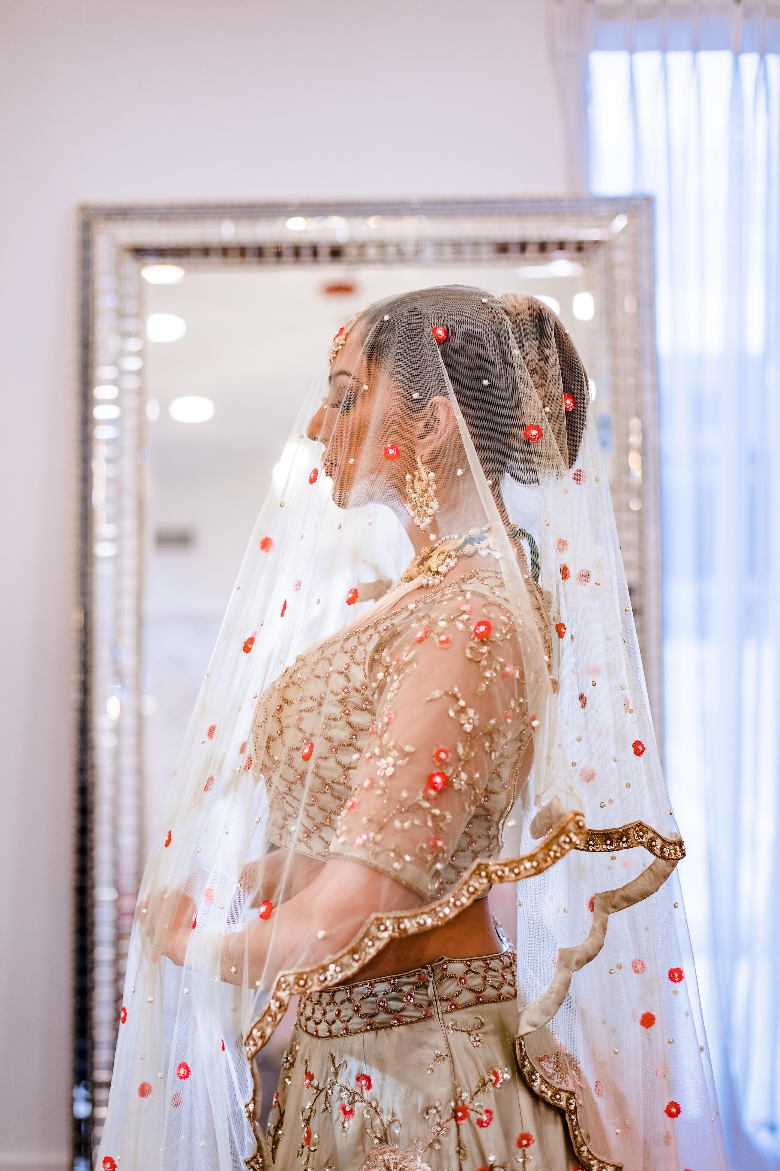 Haze Lehnga