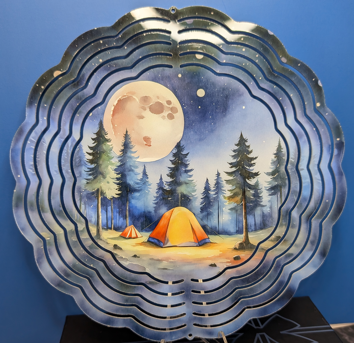 Metal windspinner with camping scene
