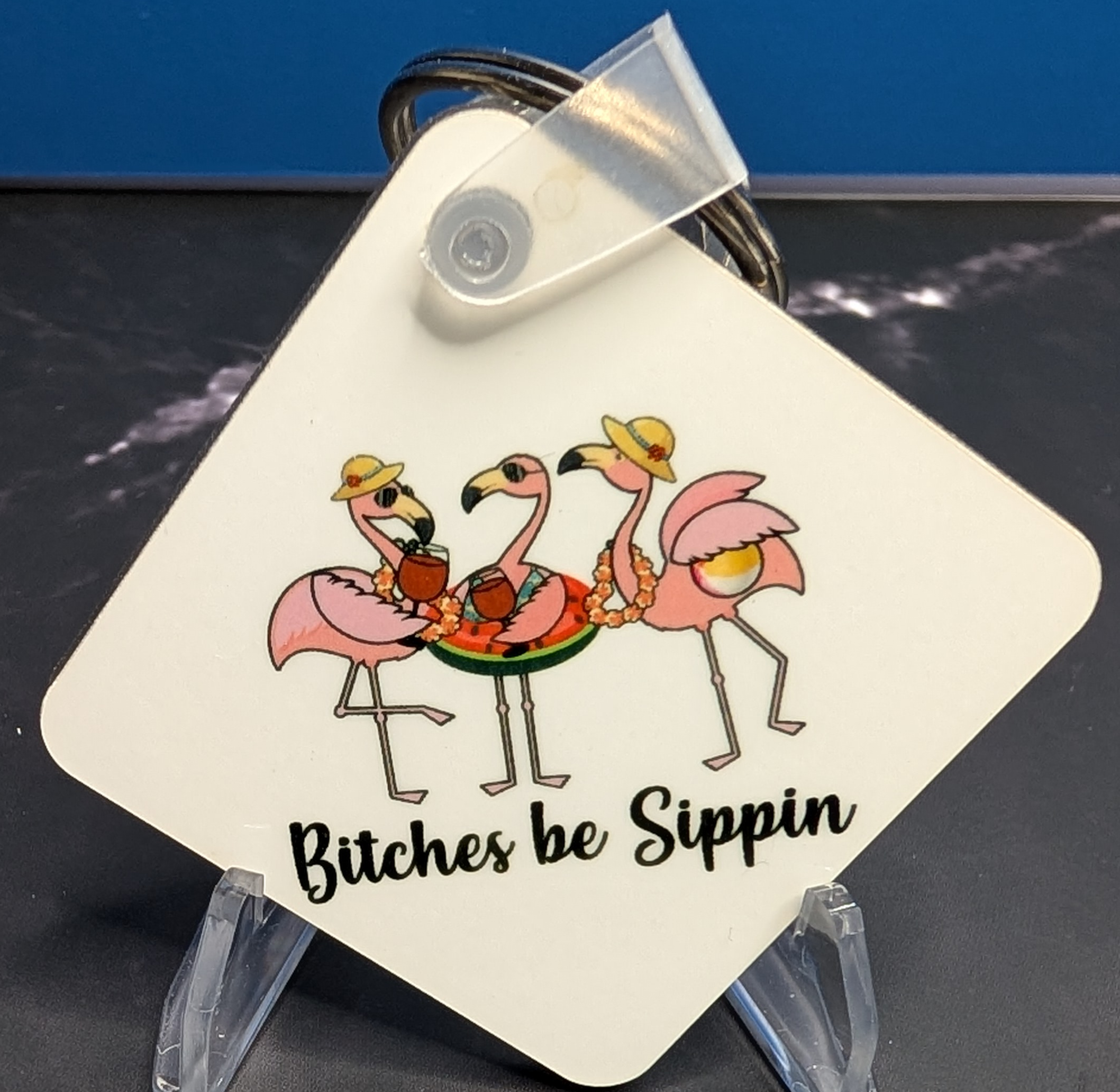 Flamingo-themed drink tag