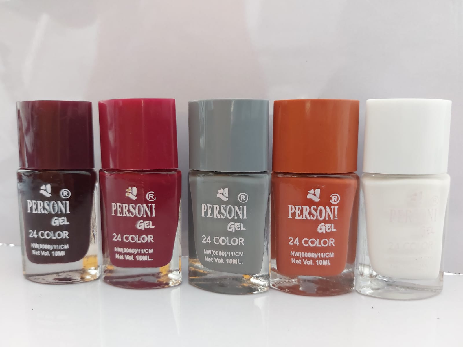 GINI's Fashion Nail paint combo pack of 5 pcs