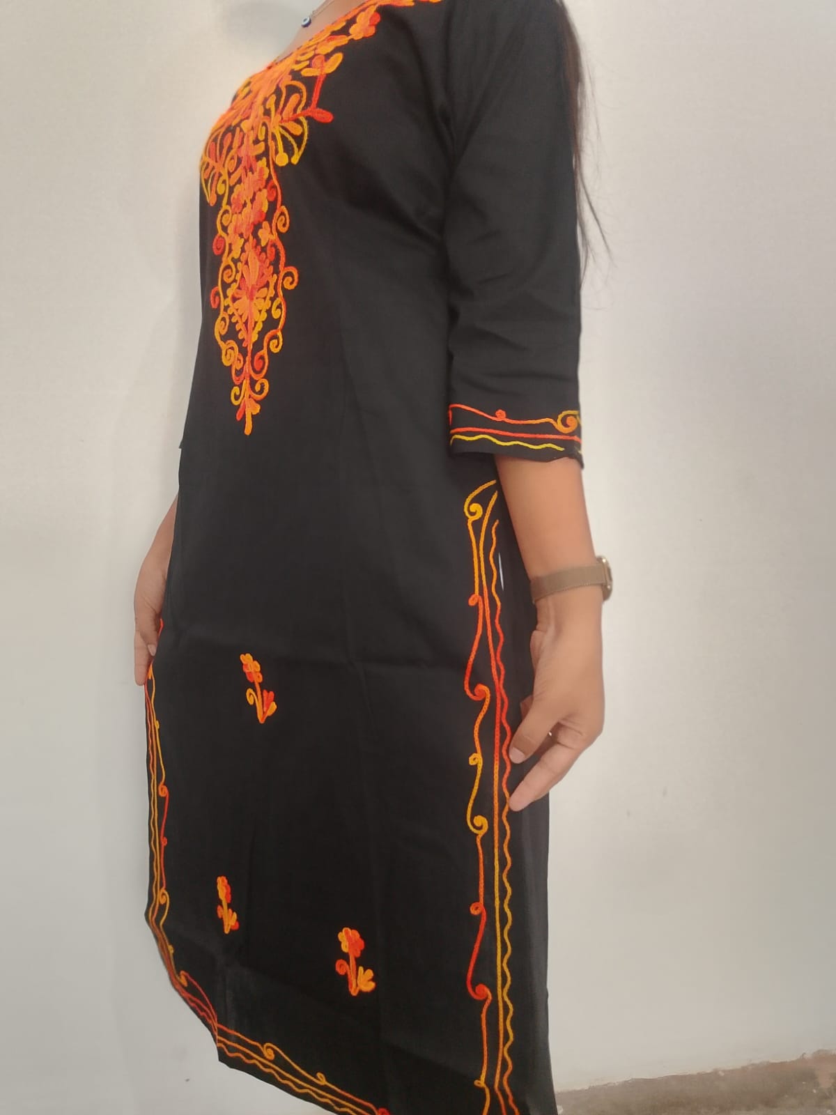 Women chikan embroidery, embroidered pure cotton A-line kurta