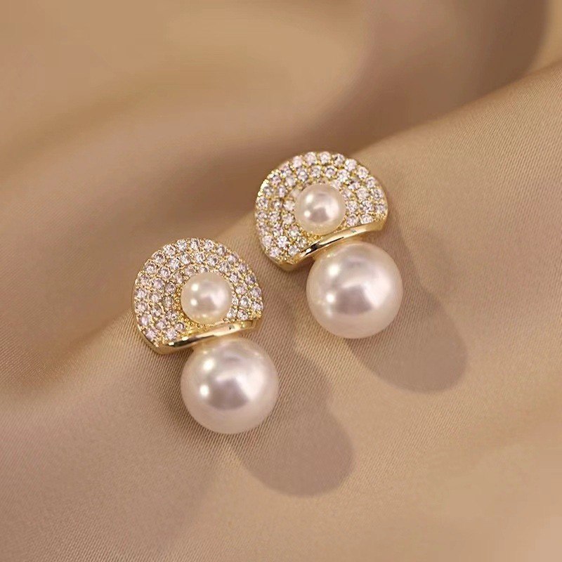 Pearl Rhinestone Korean Earrings Pearl