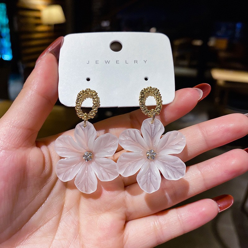 Sterling Silver Needle White Flower Earrings