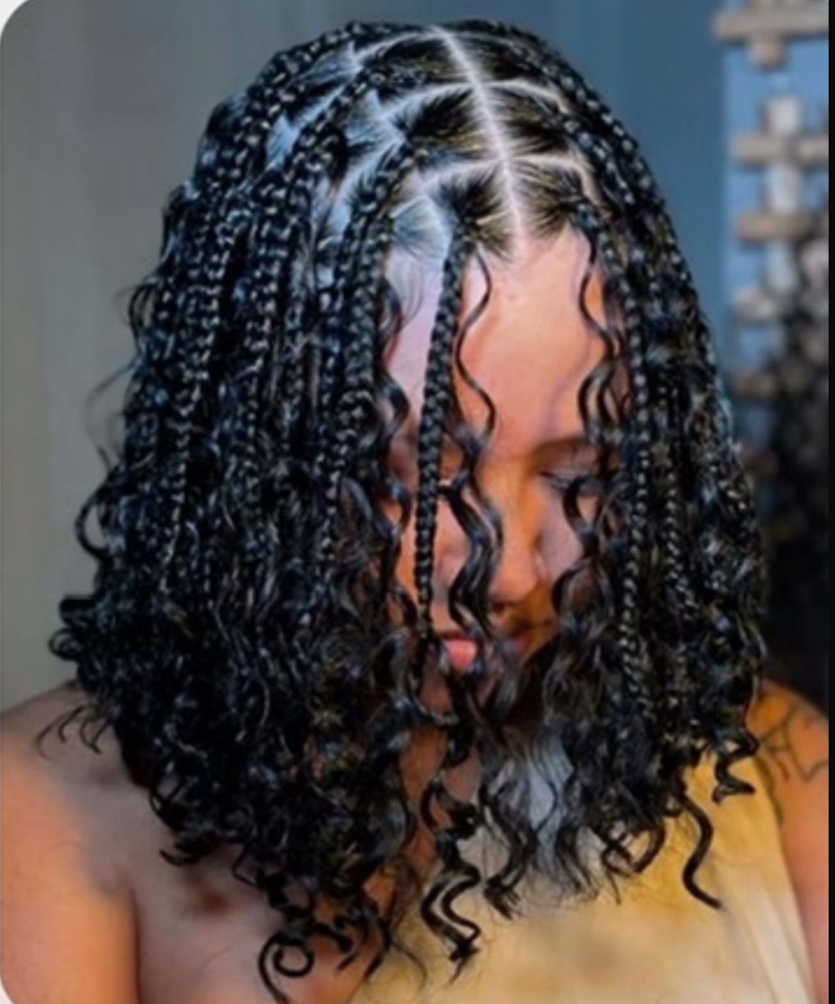 Short Medium/small boho knotless braids