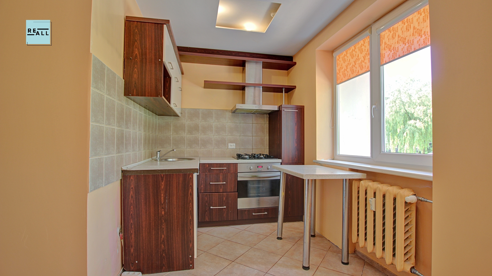 4 KAMBARIŲ BUTAS RENOVUOTAME NAME JONAVOJE