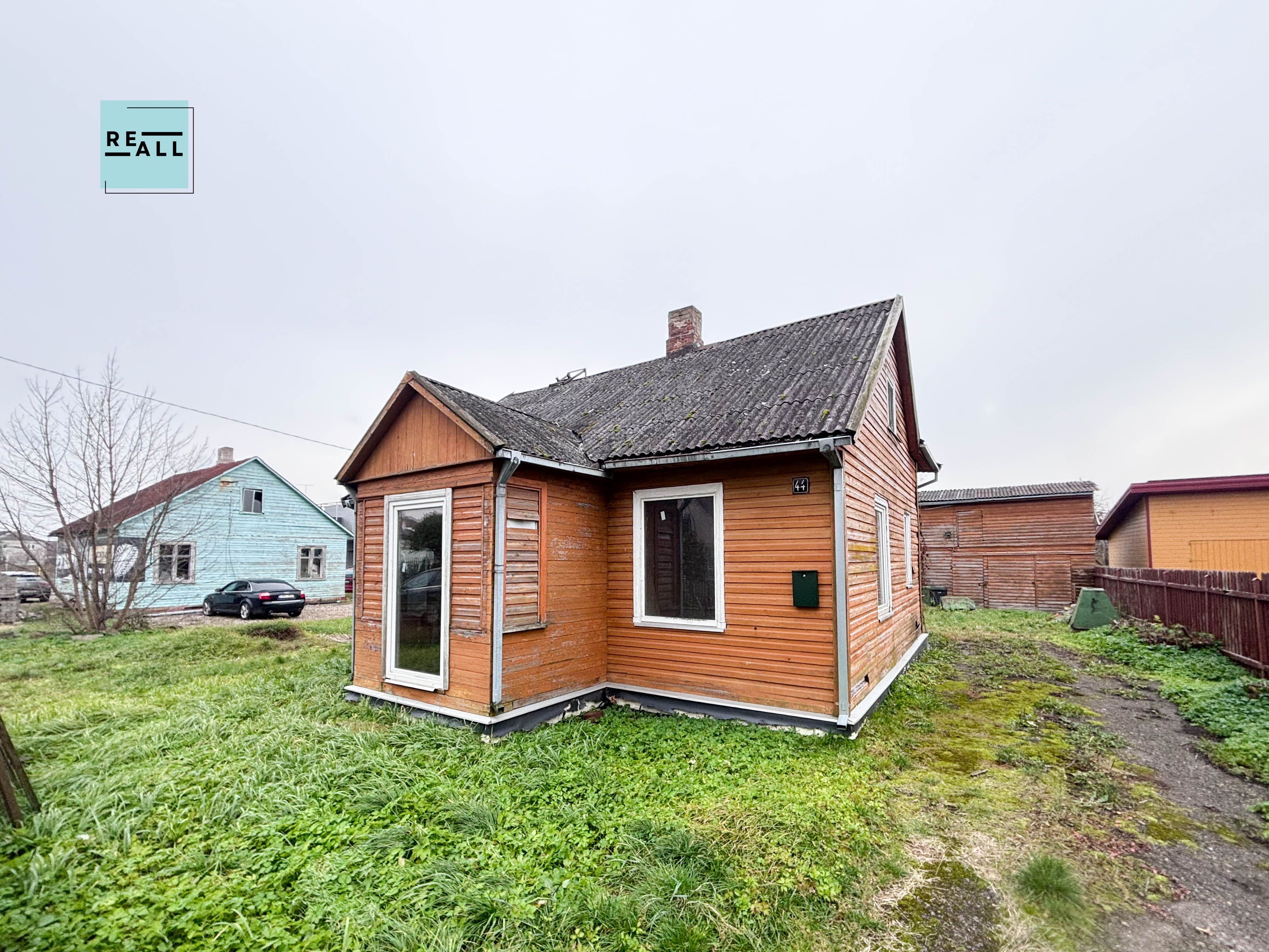 PARDUODAMAS 4 KAMBARIŲ NAMAS MARIJAMPOLĖ