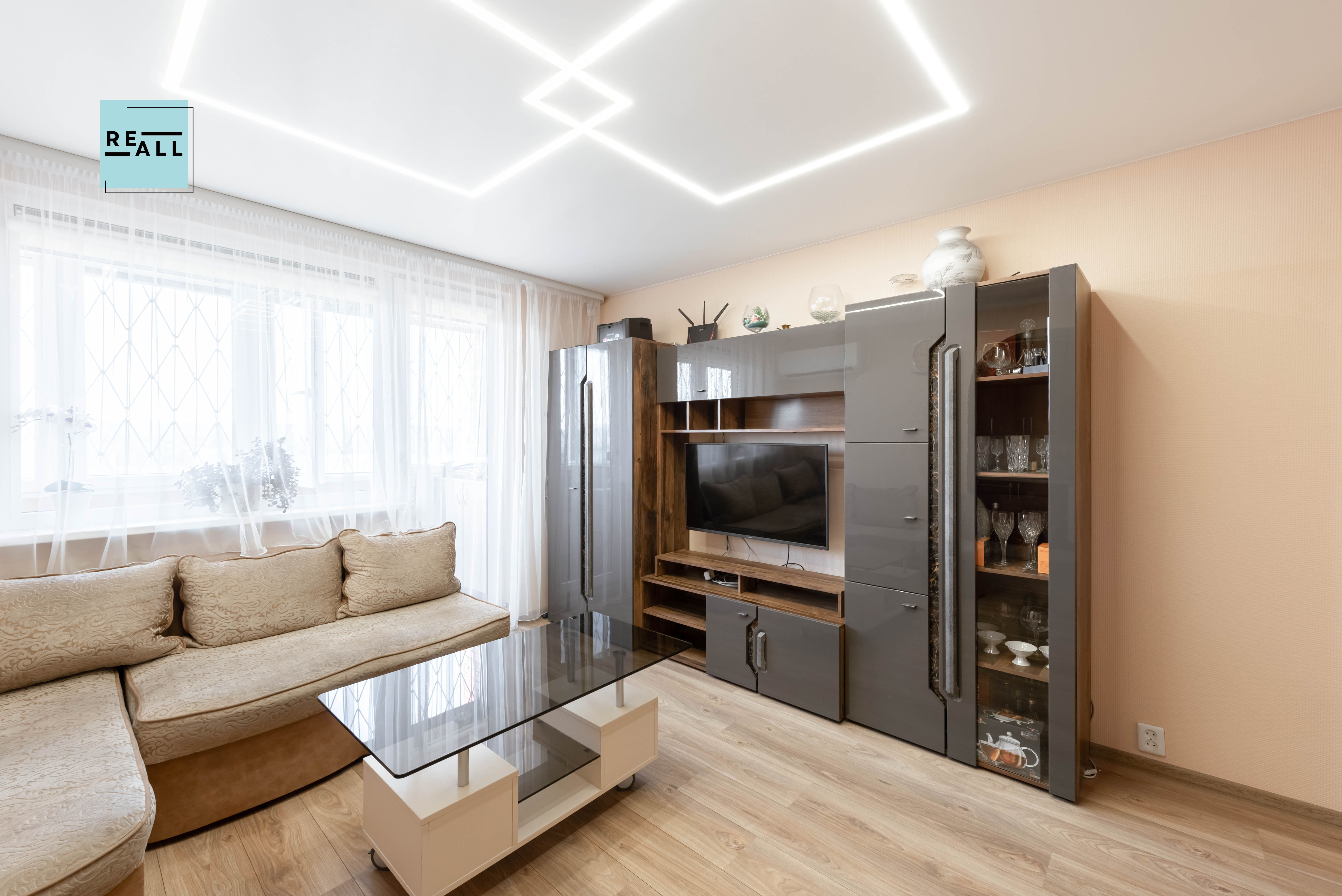 PARDUODAMAS 1 KAMBARIO BUTAS KAUNE