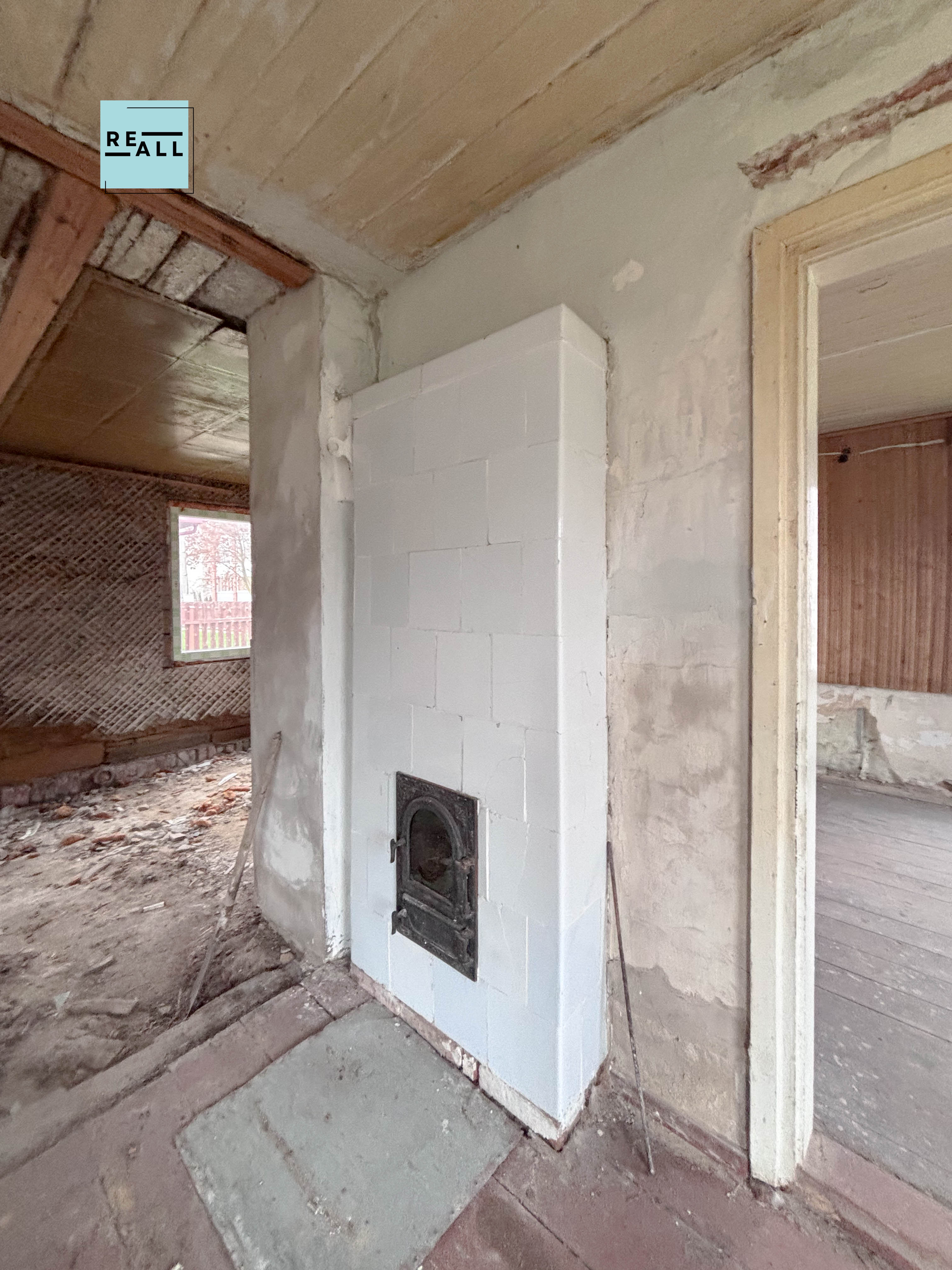 PARDUODAMAS 4 KAMBARIŲ NAMAS MARIJAMPOLĖ