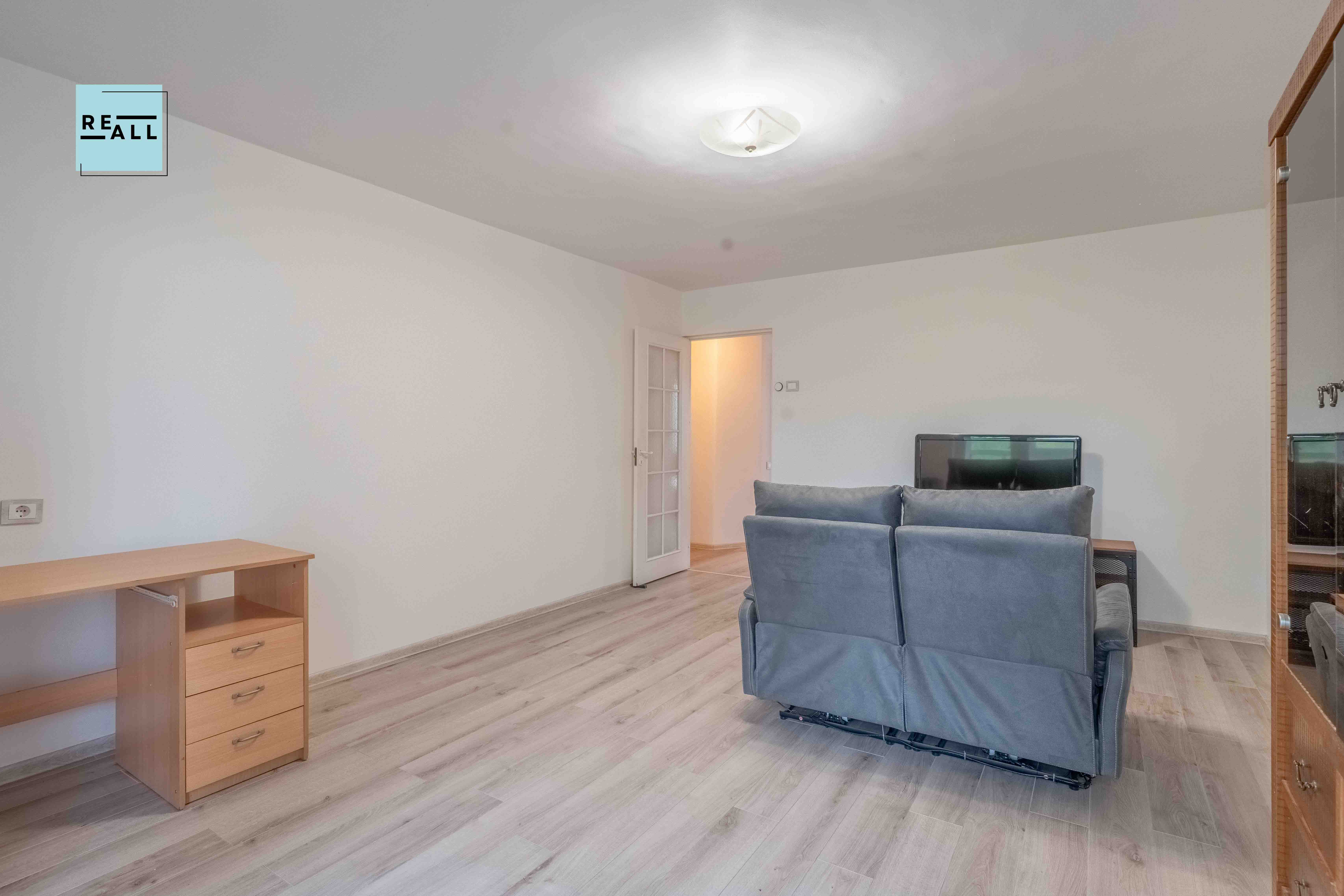 PARDUODAMAS 2 KAMBARIŲ BUTAS KAUNE