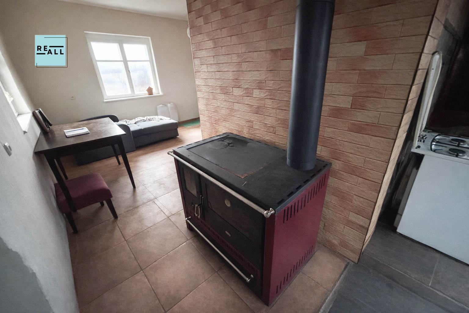 PARDUODAMAS 3 KAMBARIŲ NAMAS ŠIRVINTŲ R.