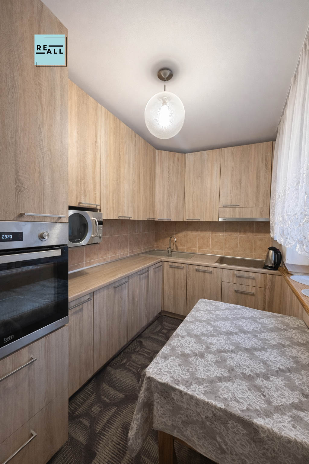 PARDUODAMS 3 KAMBARIŲ BUTAS JONAVOJE