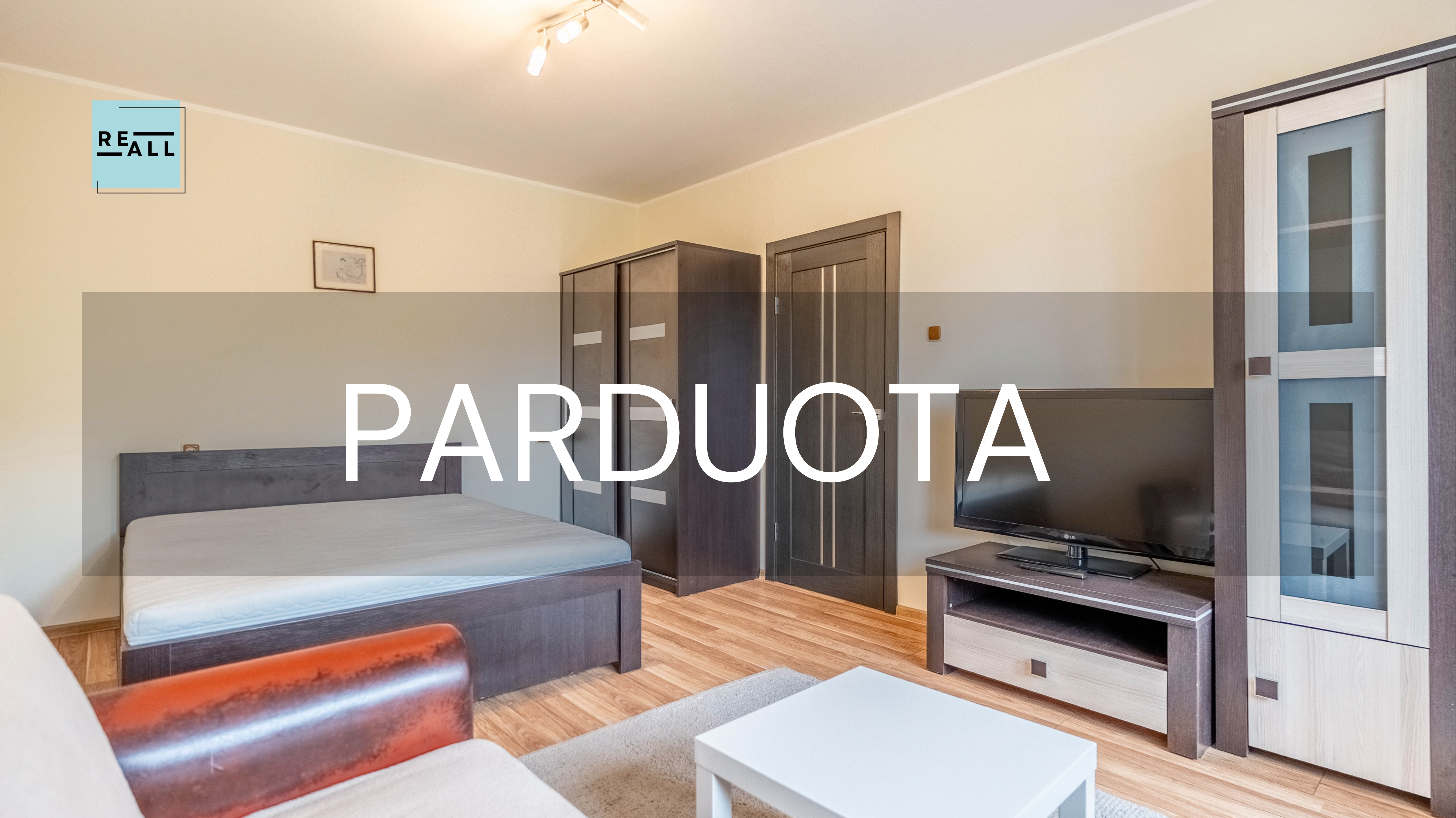 PARUODAMAS 1 KAMBARIO BUTAS KAUNE