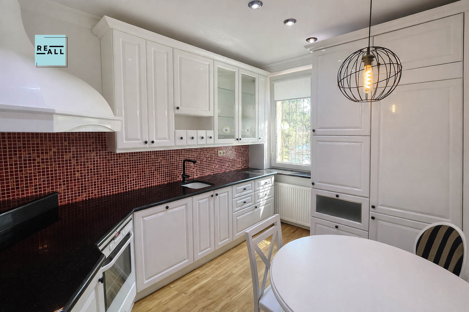 PARDUODAMS 3 KAMBARIŲ BUTAS KAUNE