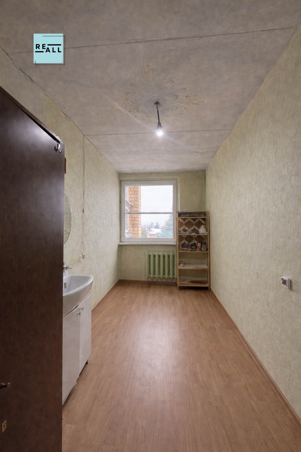 PARDUODAMAS 1 KAMBARIO BUTAS KAUNE