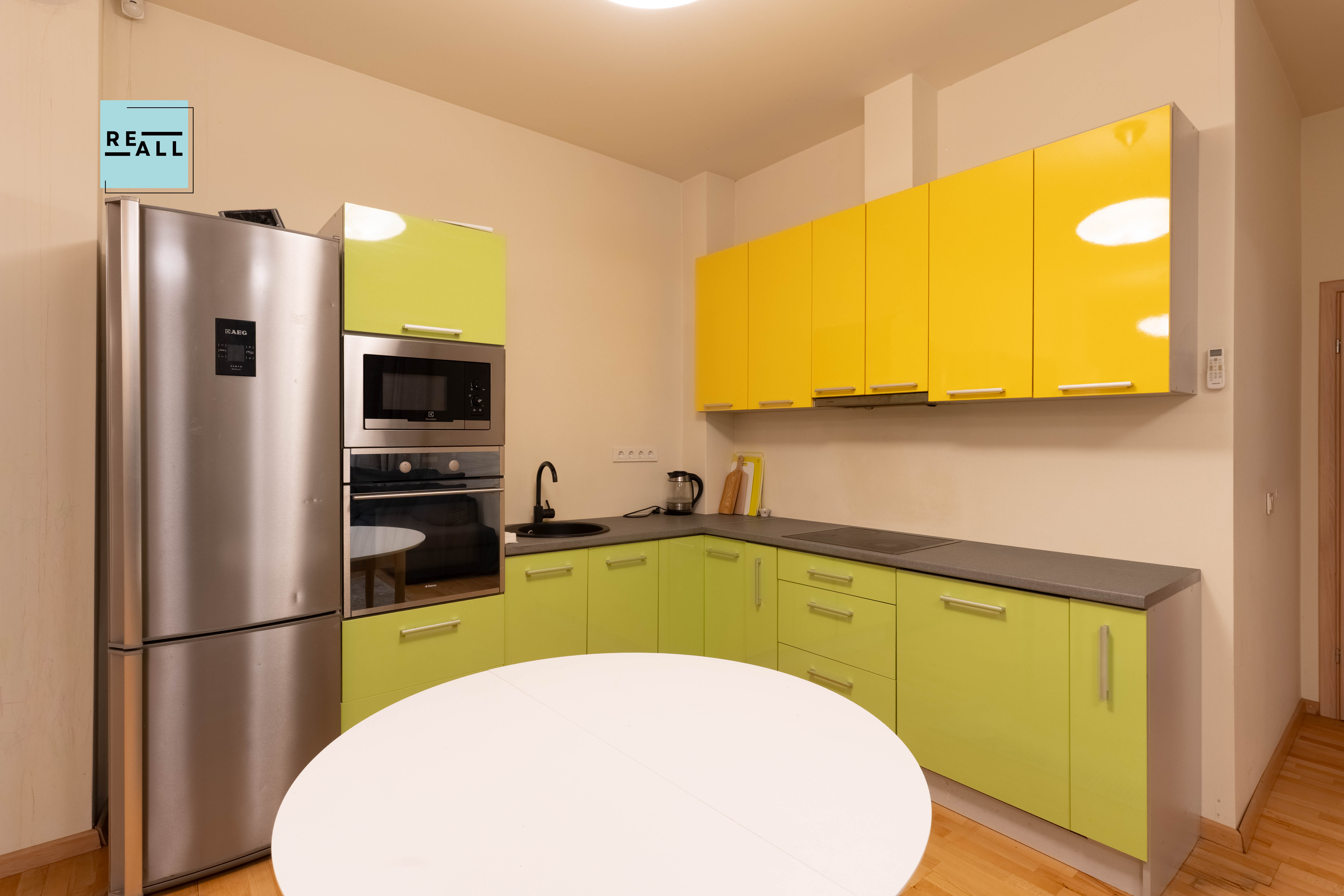 PARDUODAMAS 3 KAMBARIŲ NAMAS KAUNE