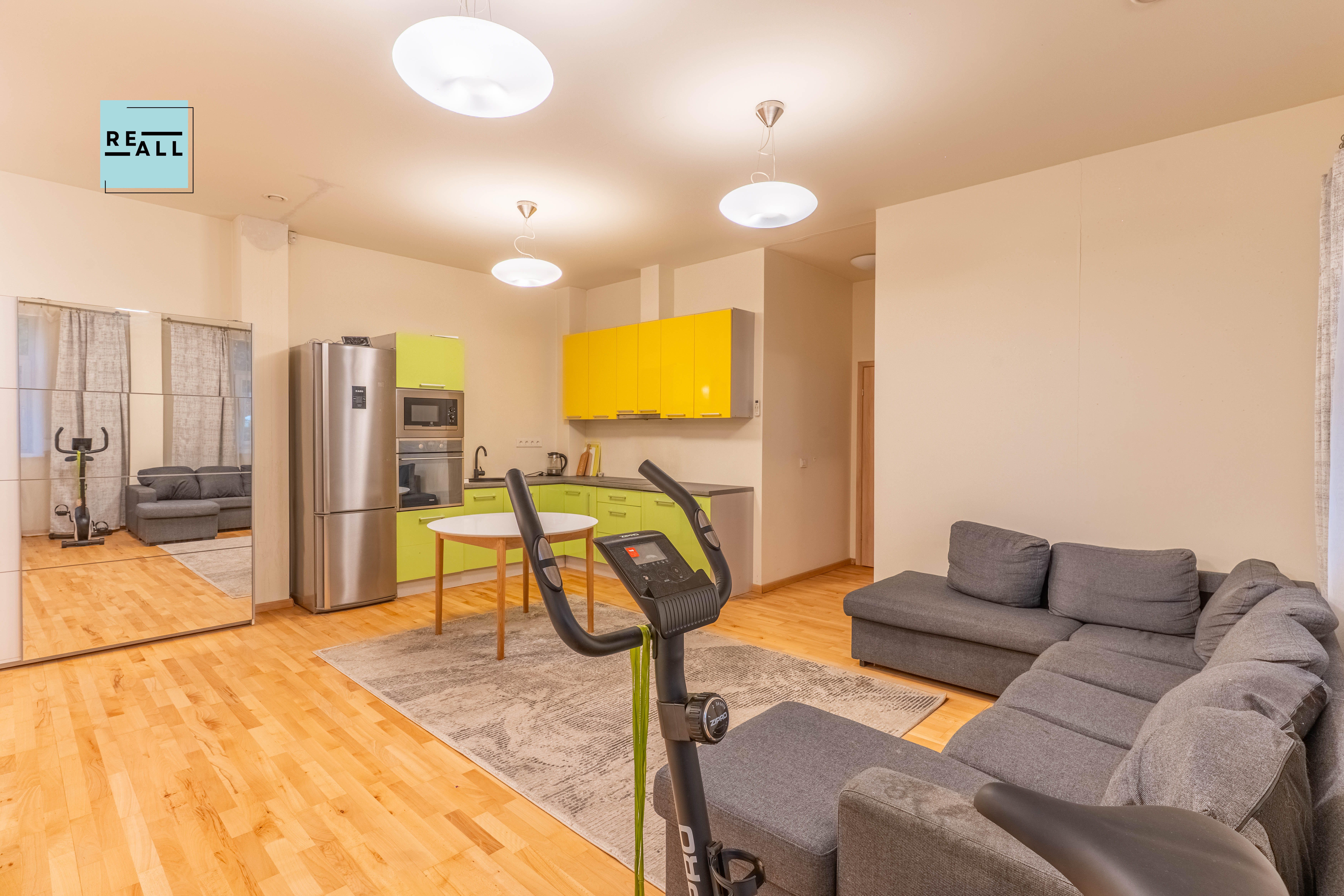 PARDUODAMAS 3 KAMBARIŲ NAMAS KAUNE