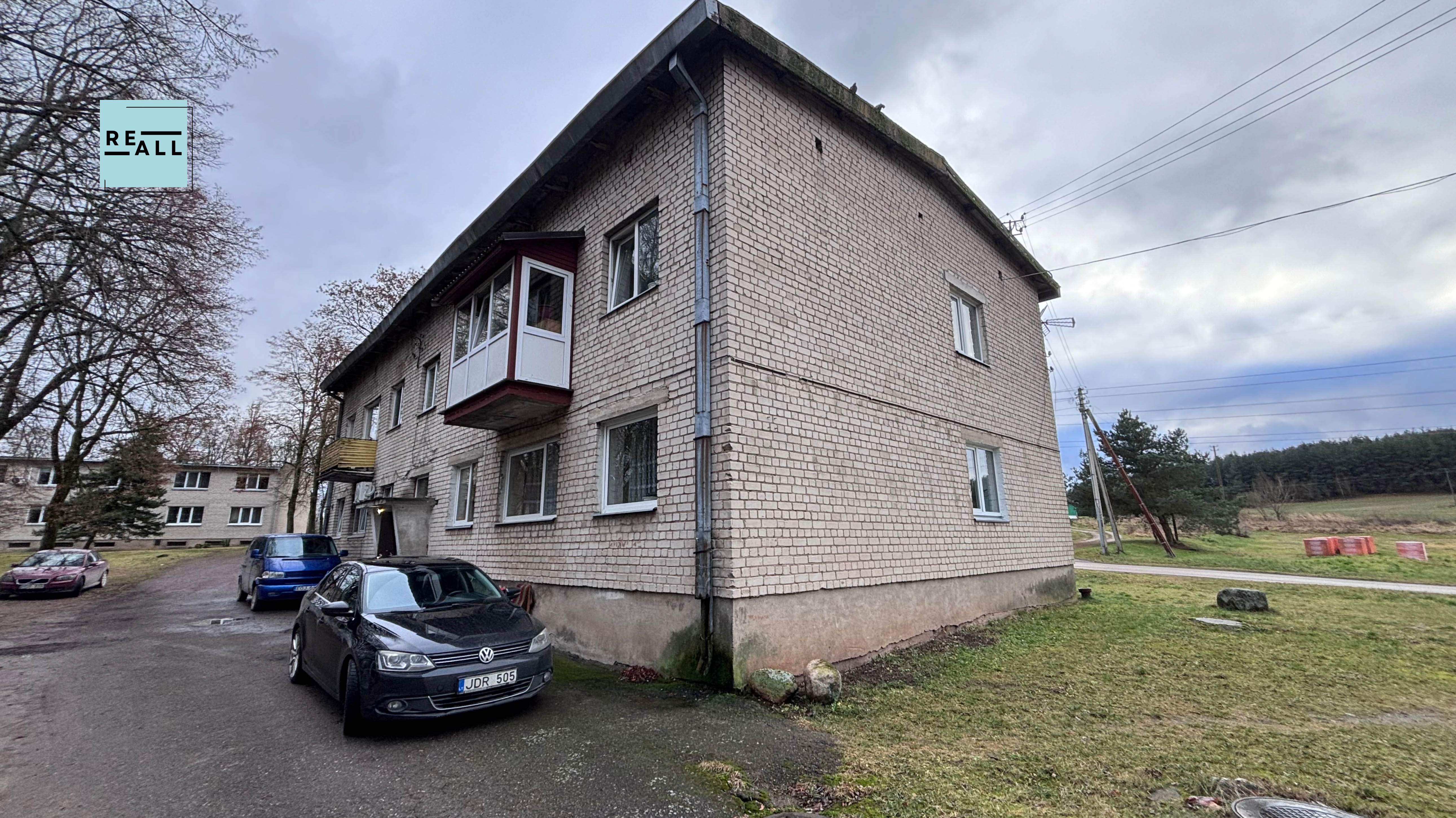 PARDUODAMAS 3 KAMBARIŲ NAMAS KAIŠIADORIŲ R.