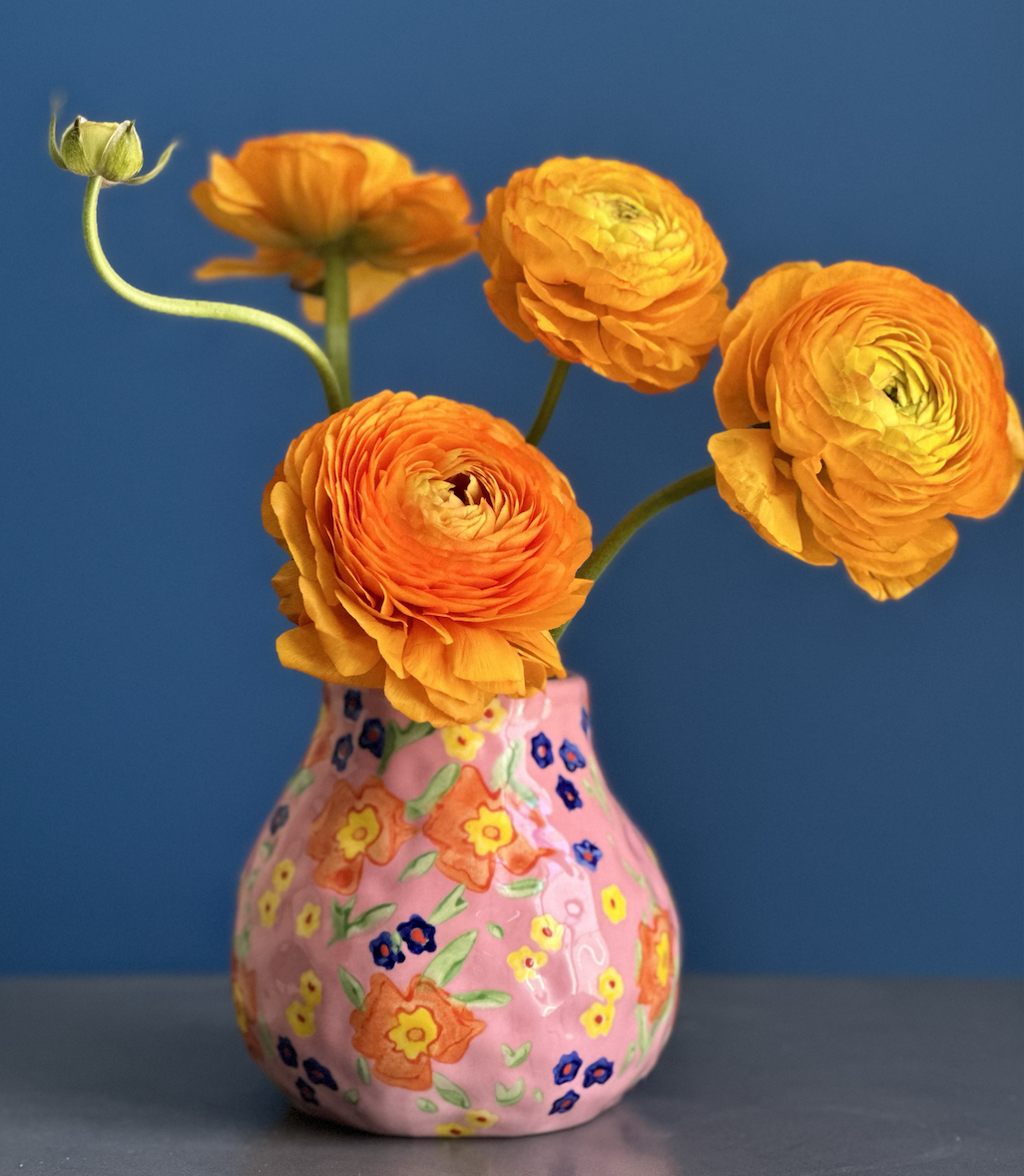 Hand-painted ceramic vase -Pink