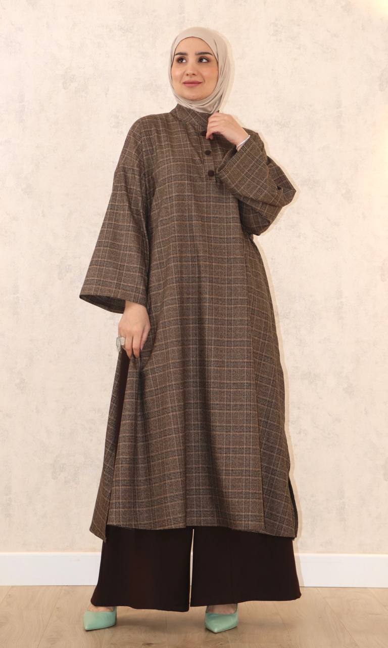 Ensemble deux pièces avec pantalon à carreaux