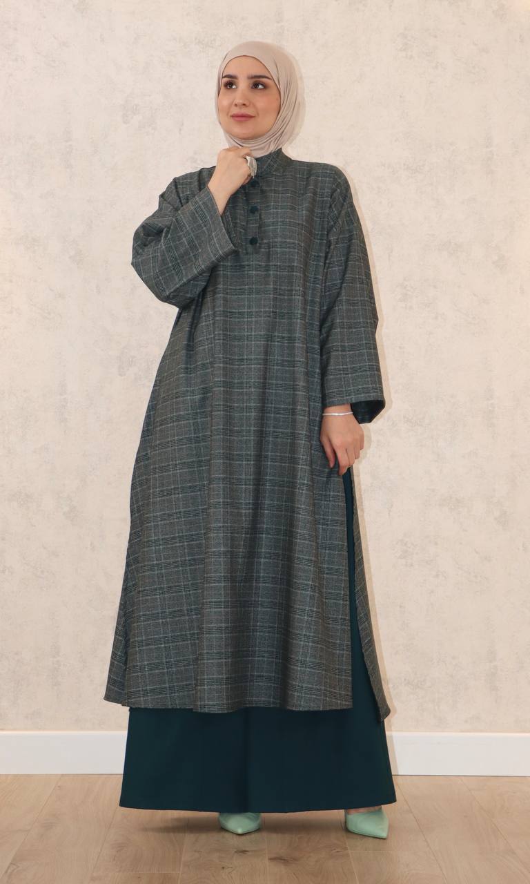 Ensemble deux pièces avec pantalon à carreaux