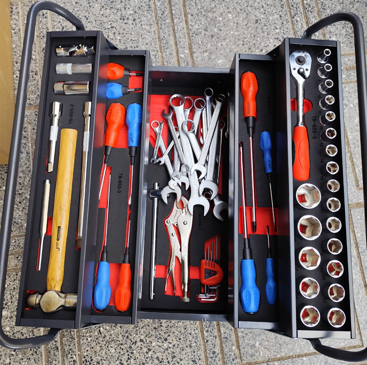 Caisse à outils 65 pièces Marque JETECH 