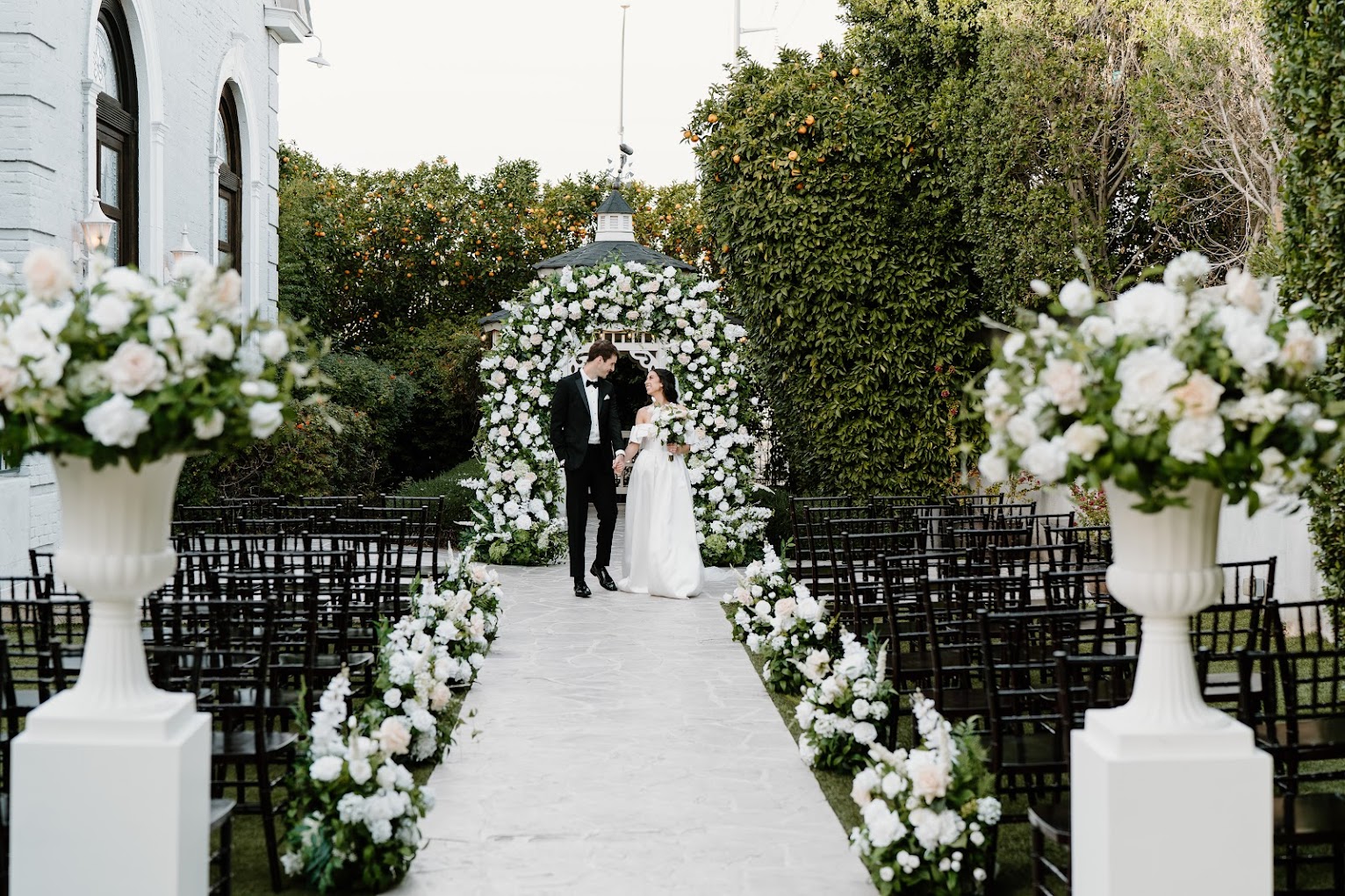 Allena Aisle Flowers