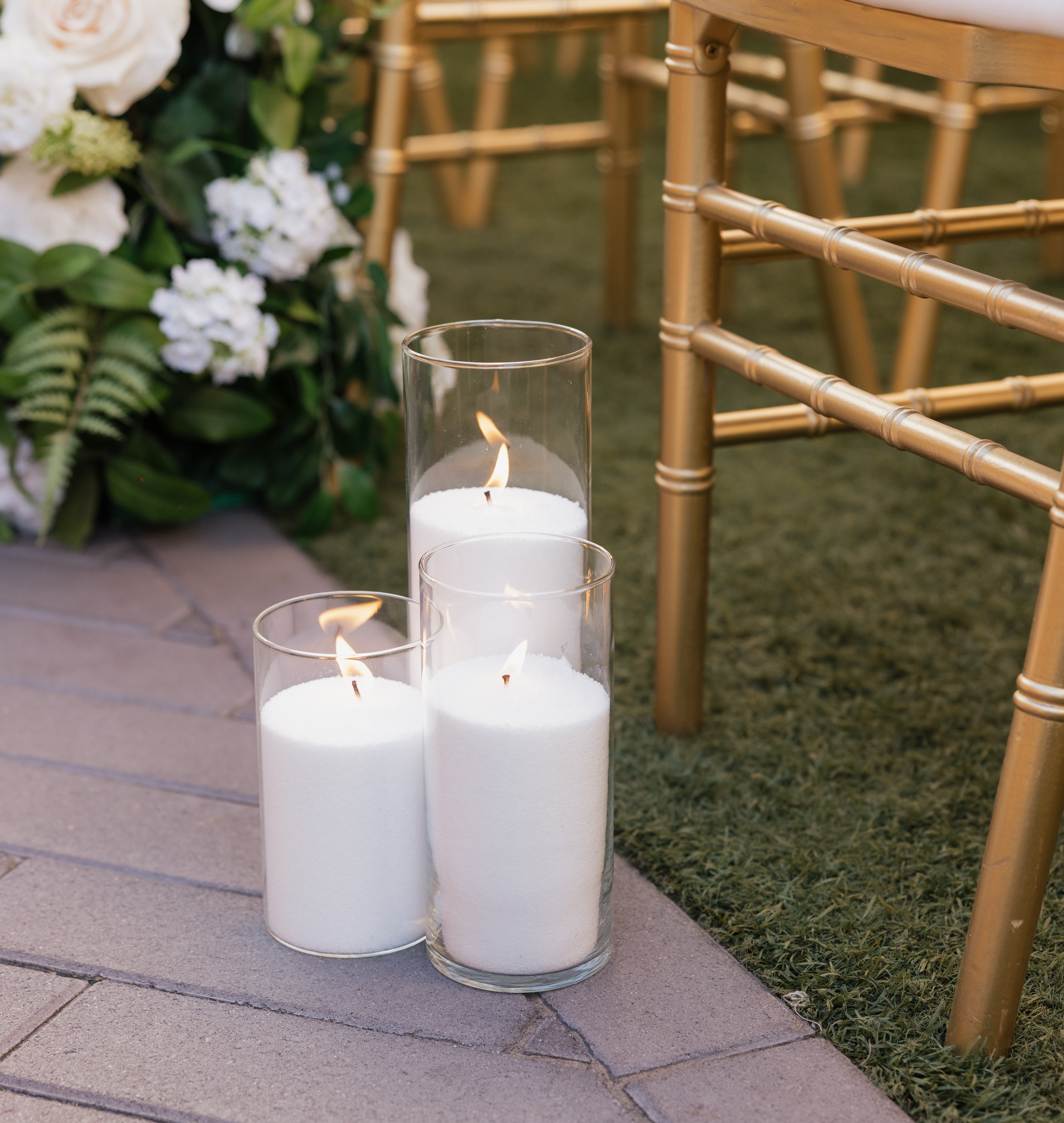 Cylinder Vases with Candle (set of 30)