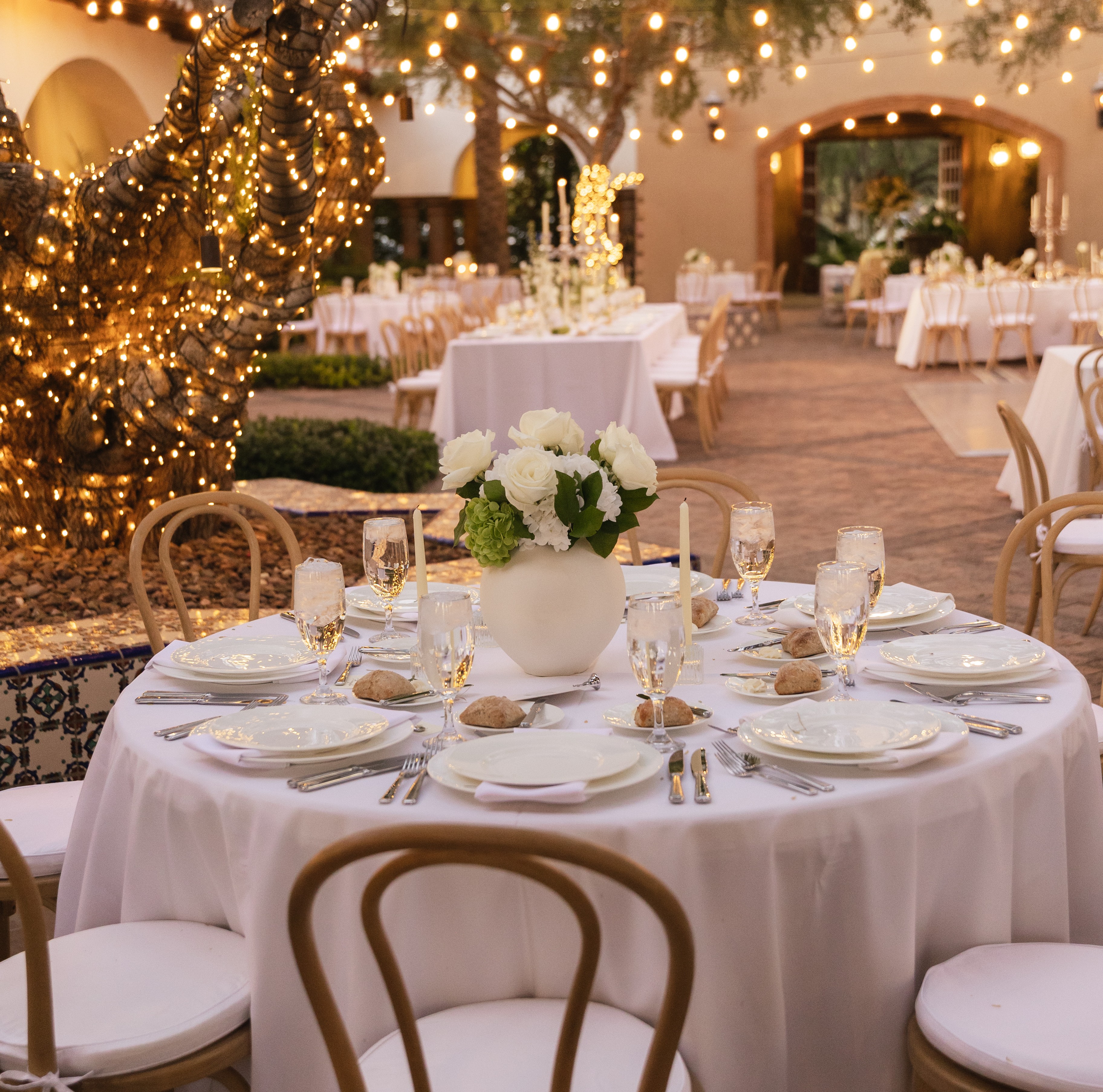 Megan Centerpieces Medium Low