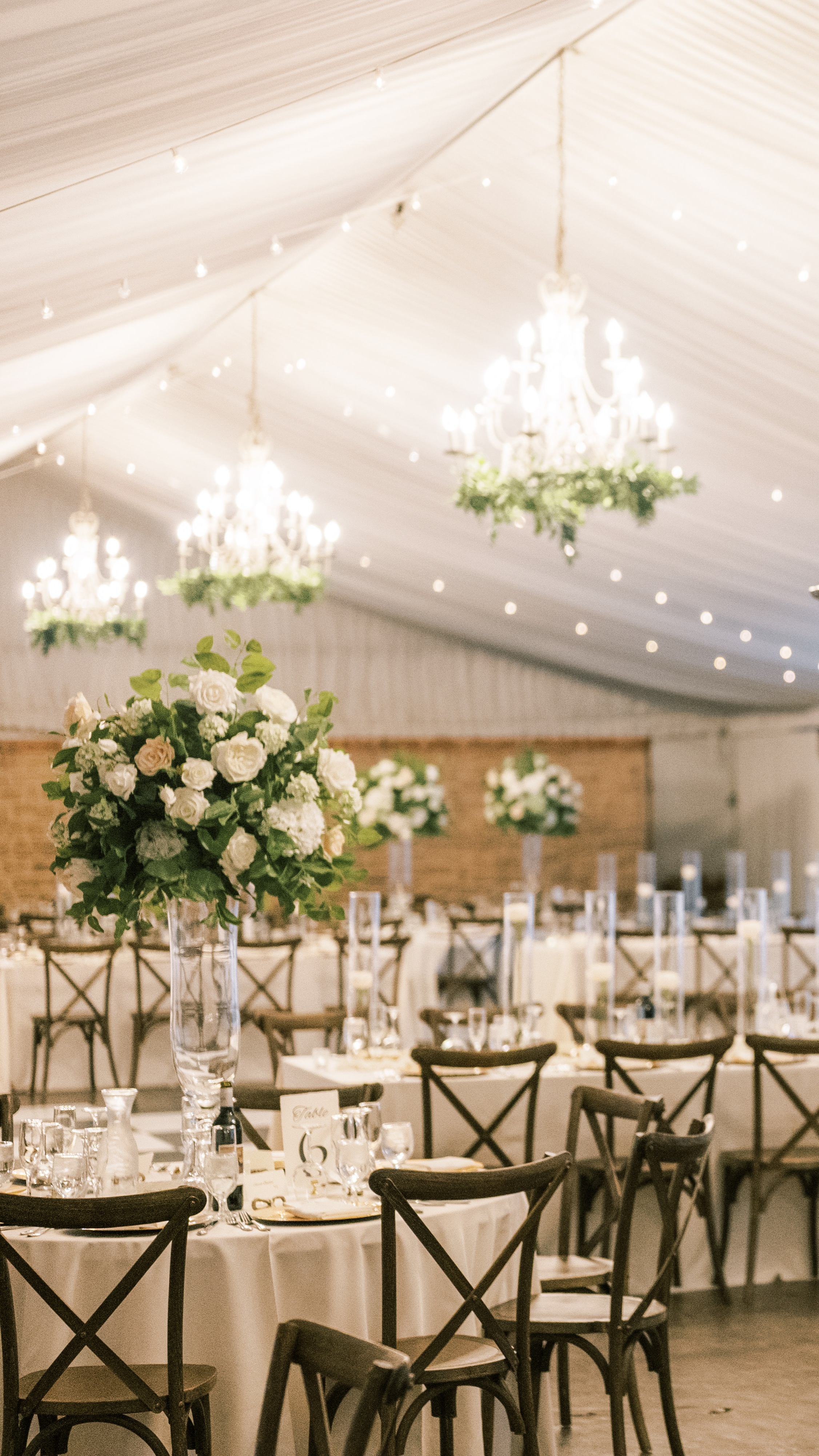 Allena Large Centerpiece