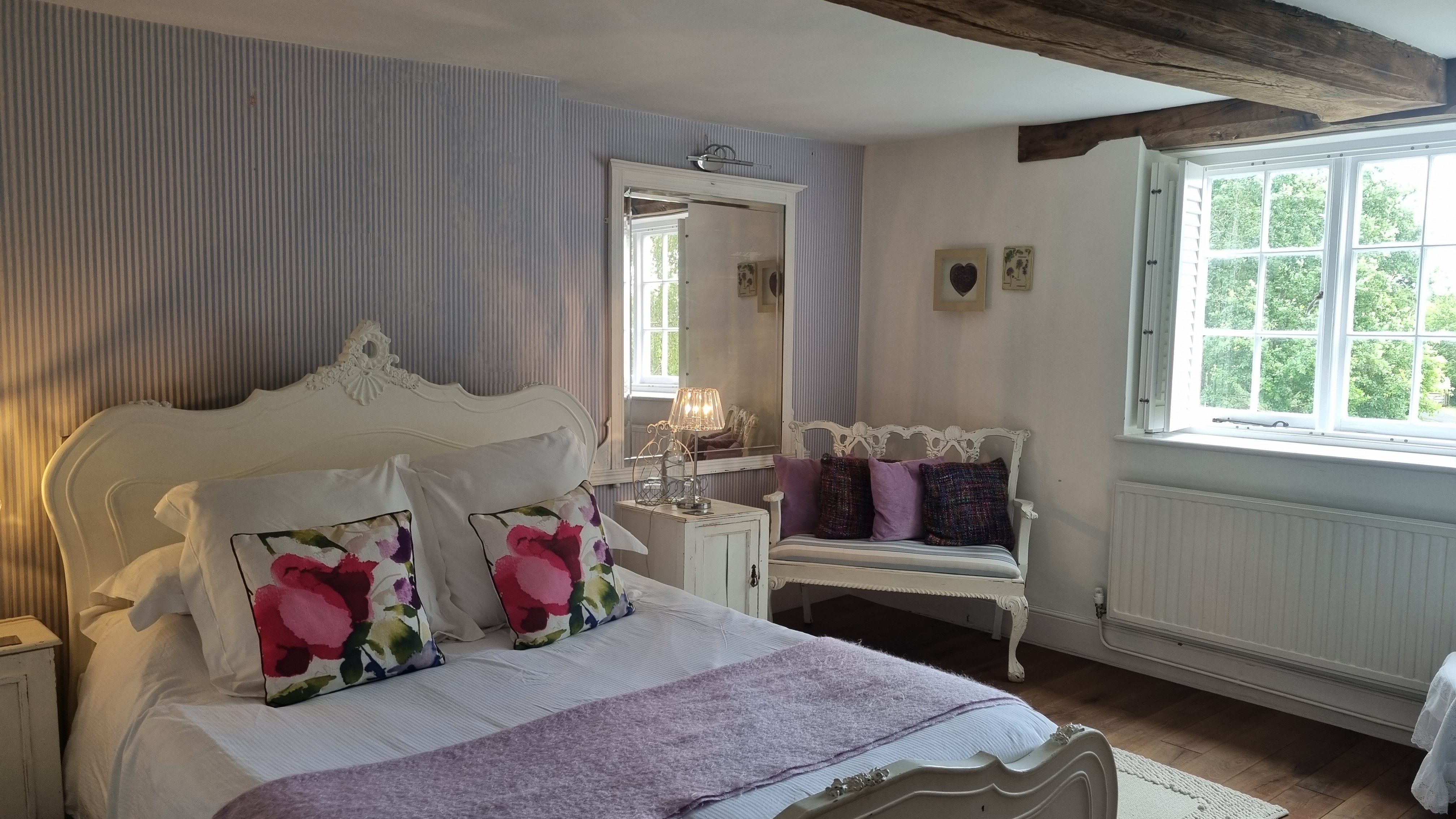Double Room + Ensuite - Nourish Retreat (deposit)