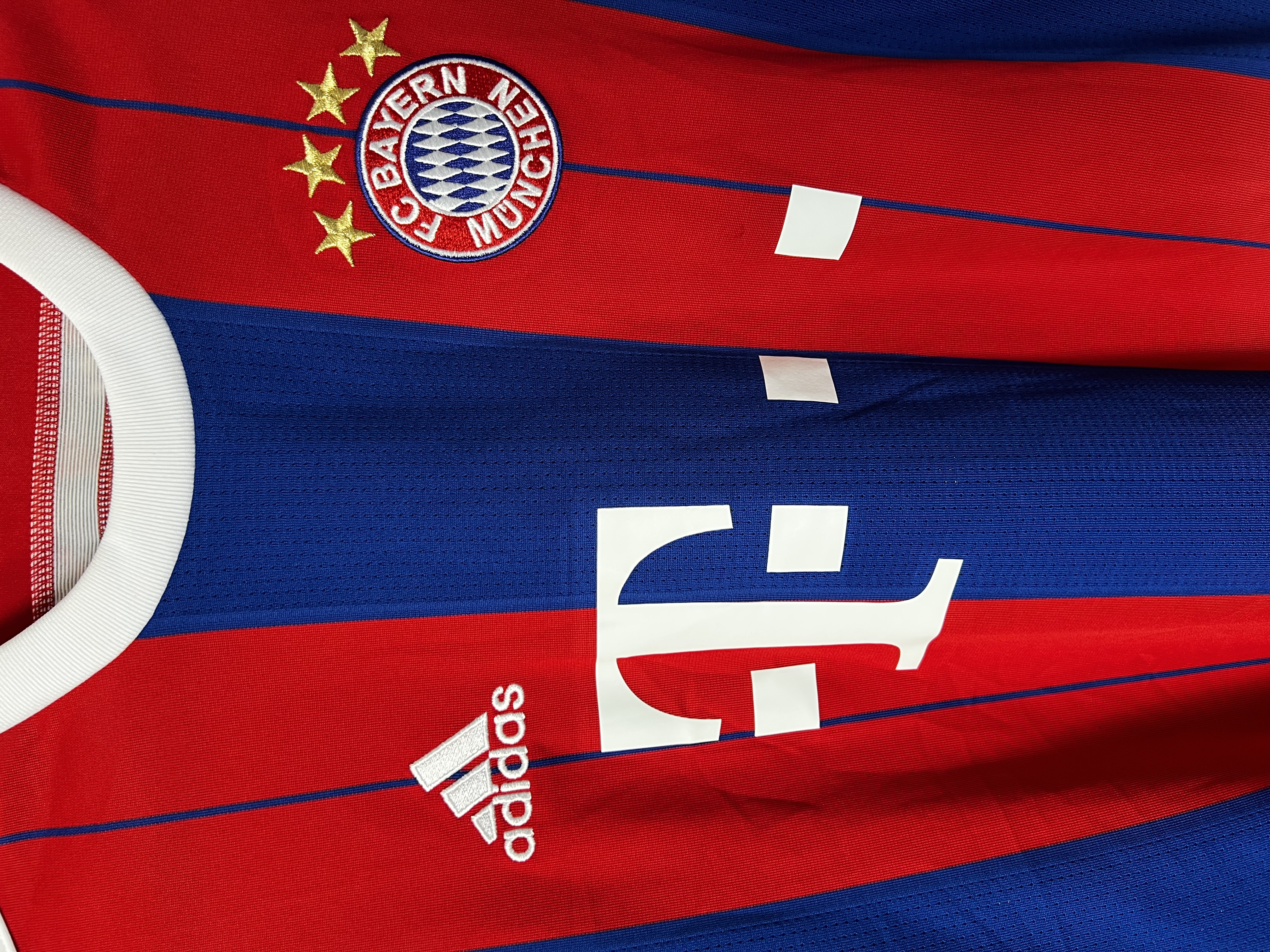 Jersey Bayern Múnich “Lewandoski” (M)