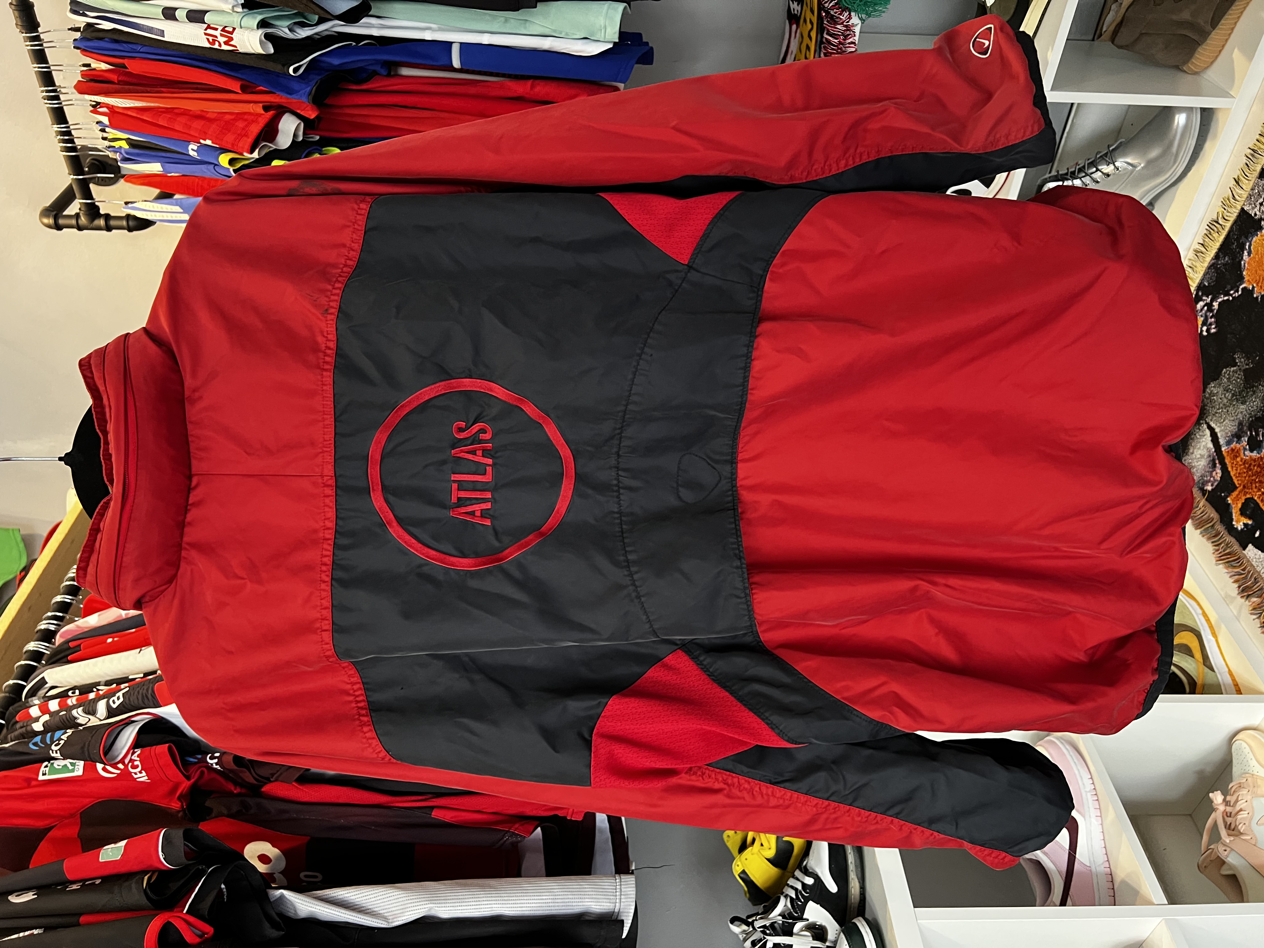 Chamarra Atlas “Total 90” (M) amplia 