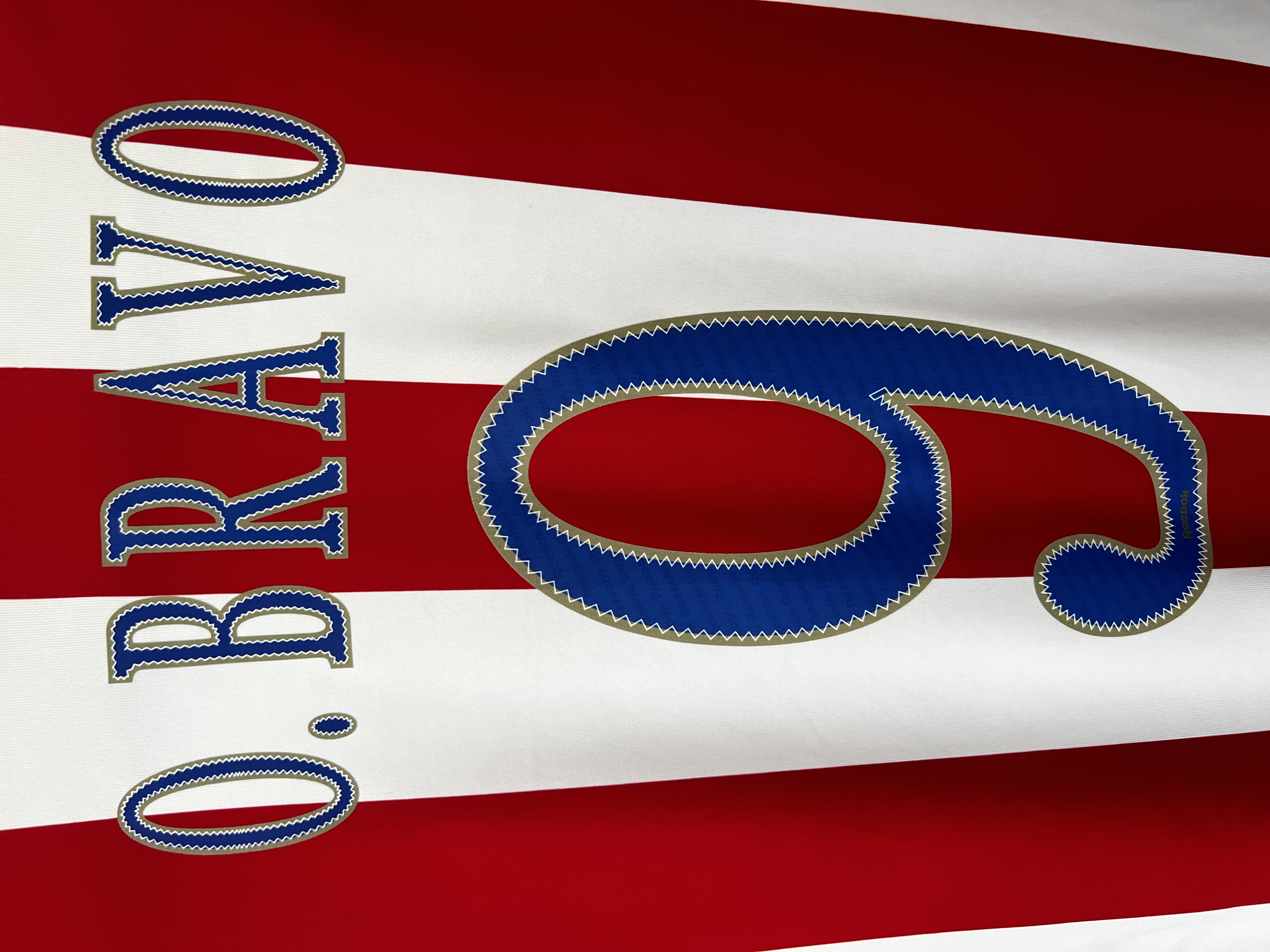 Jersey Chivas “O. Bravo” Centenario (Ch)