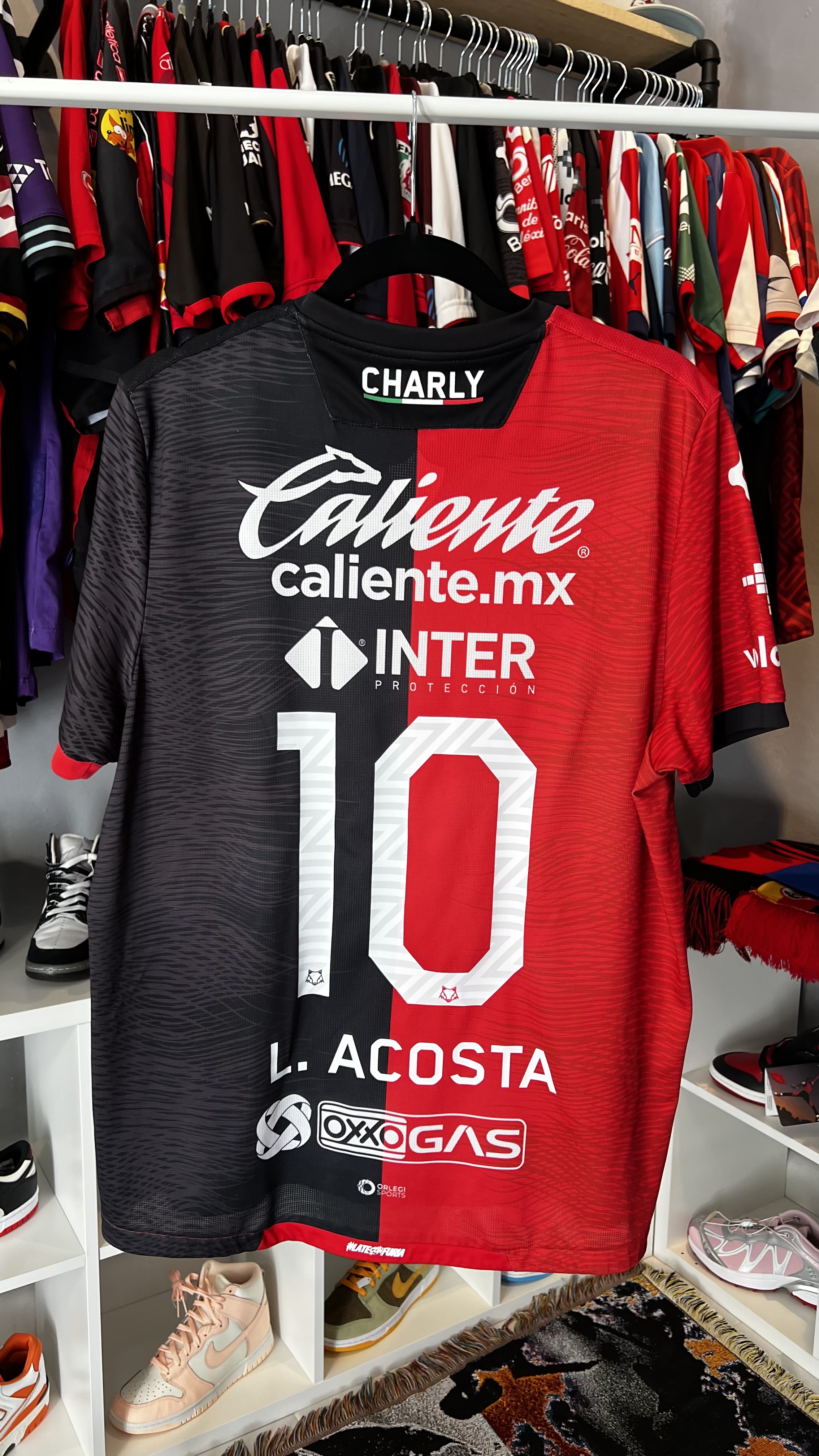 Jersey Atlas “L. Acosta” (L)