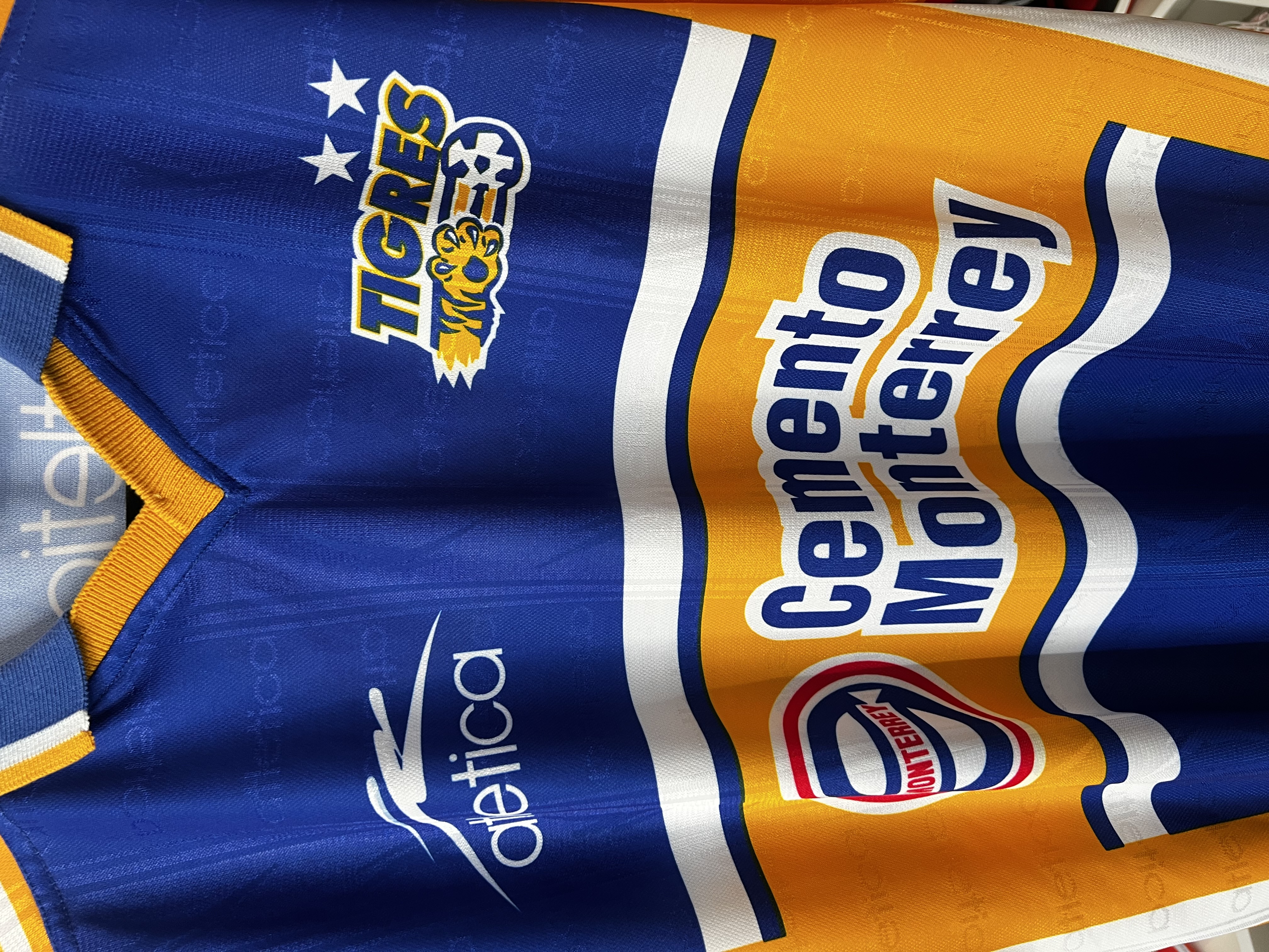 Jersey Tigres (L)