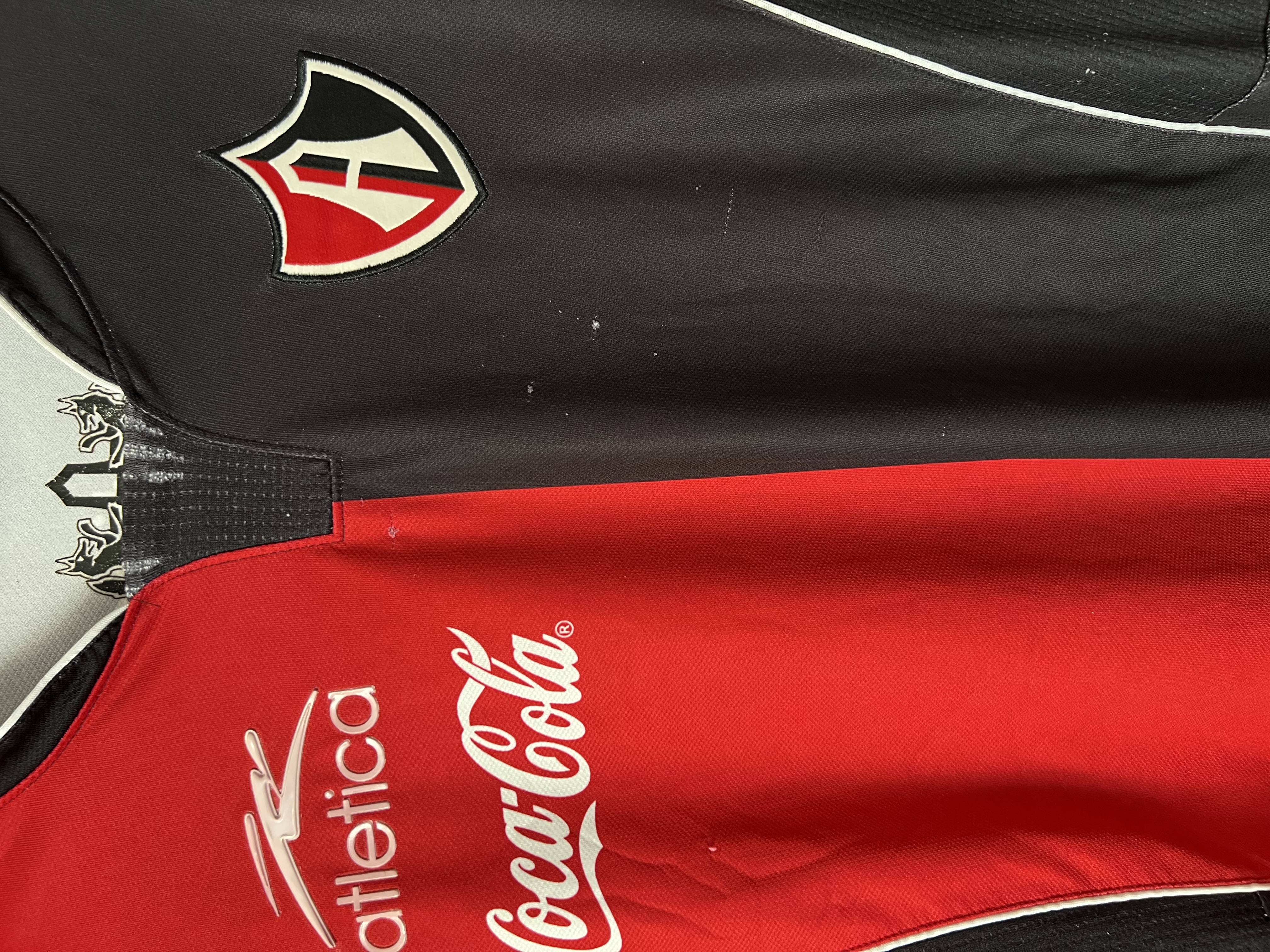 Jersey Atlas “A. Briseño” (L) posible utileria 