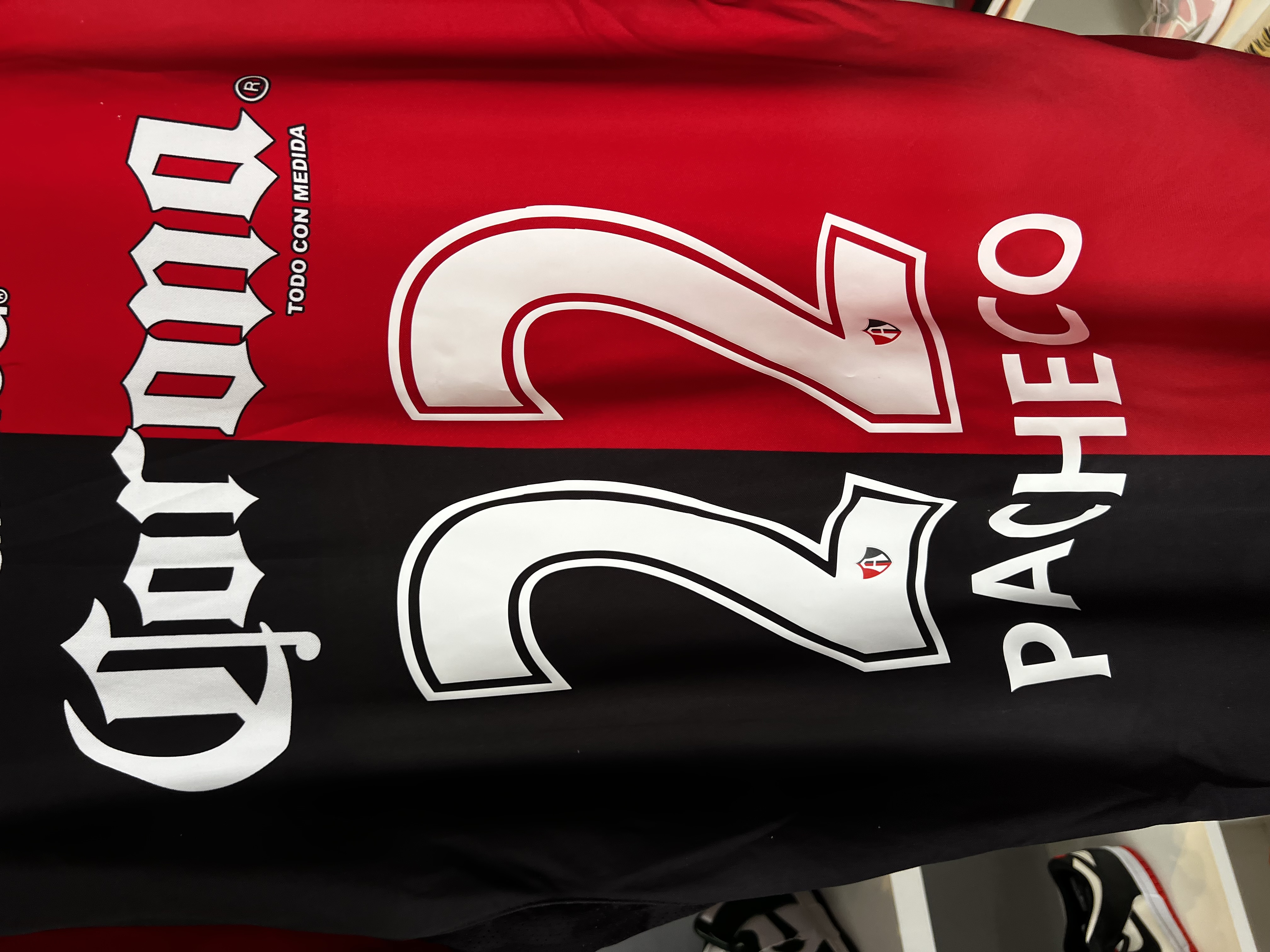 Jersey Atlas “E. Pacheco” (L)